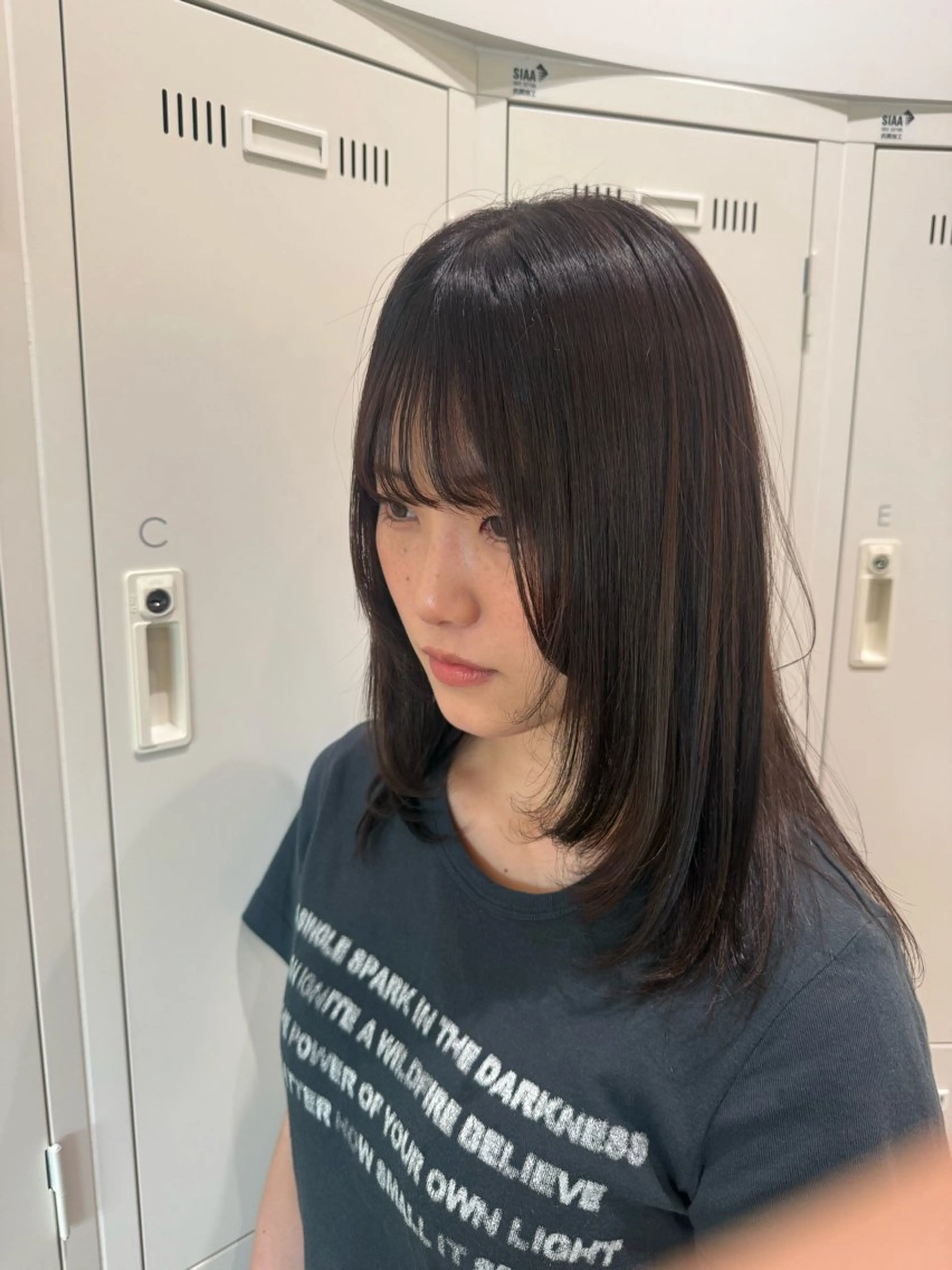 セミロング ヘアカラー 縮毛矯正 艶髪/似合わせカラー ️🫧りの️🫧のヘアスタイル