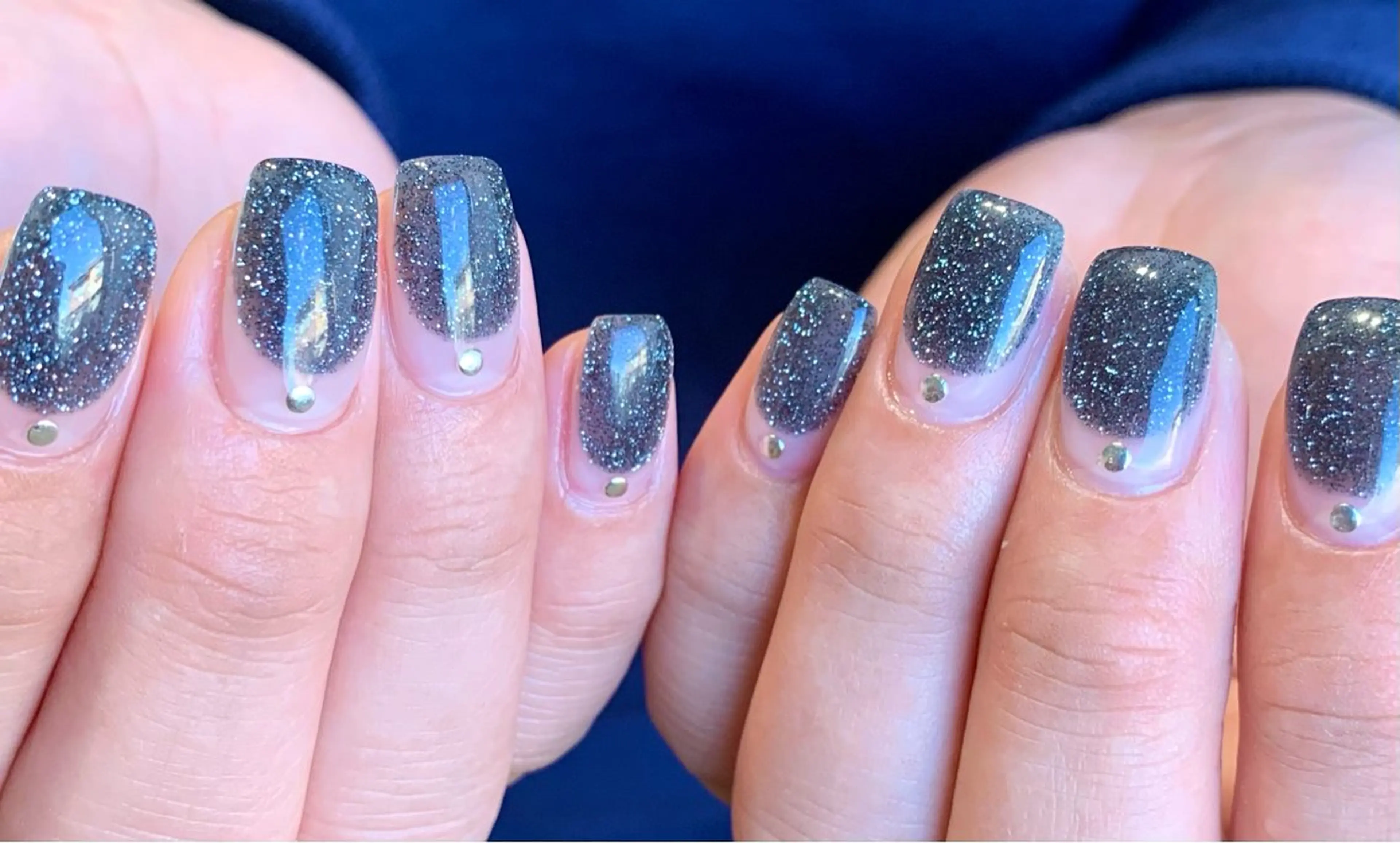 ネイル フラッシュネイル マグネットネイル ニュアンスネイル オフィスネイル ショートネイル ハンドネイル sufu. nail YUKIのネイルデザイン