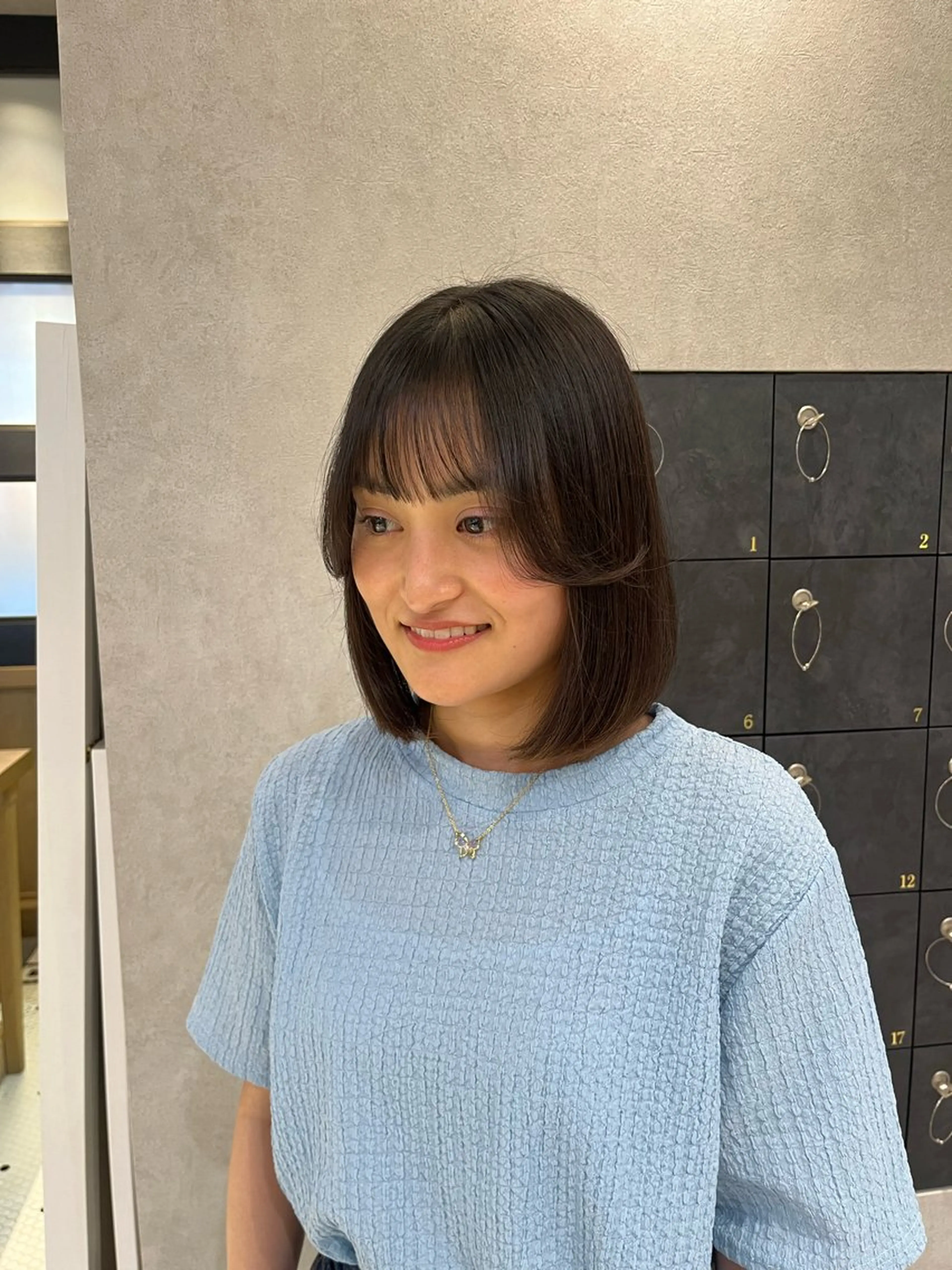 ミディアム 糠信 咲梨のヘアスタイル
