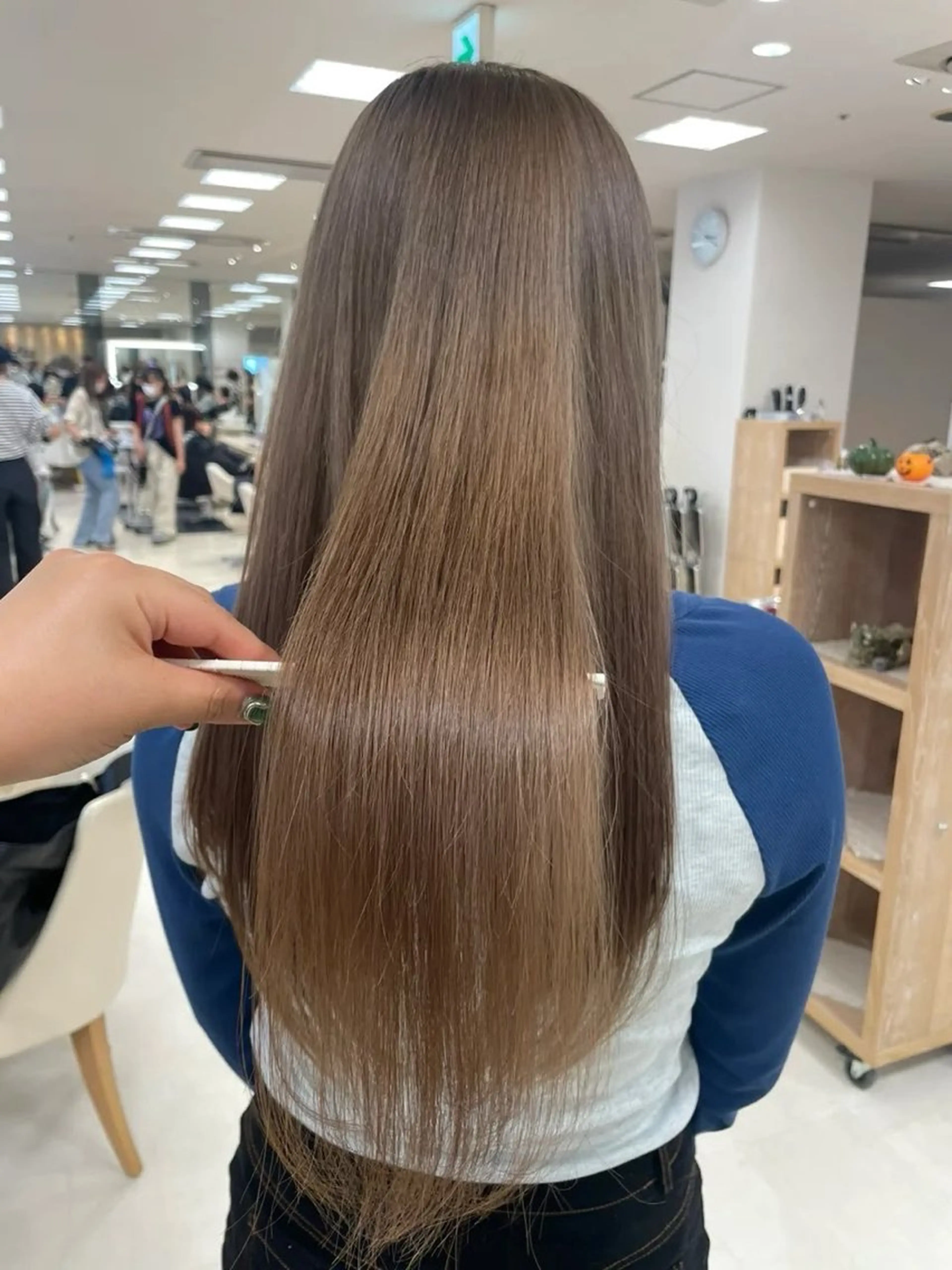 カラー トリートメント 💜暖色系カラー/ ブリーチカラー💜のヘアスタイル