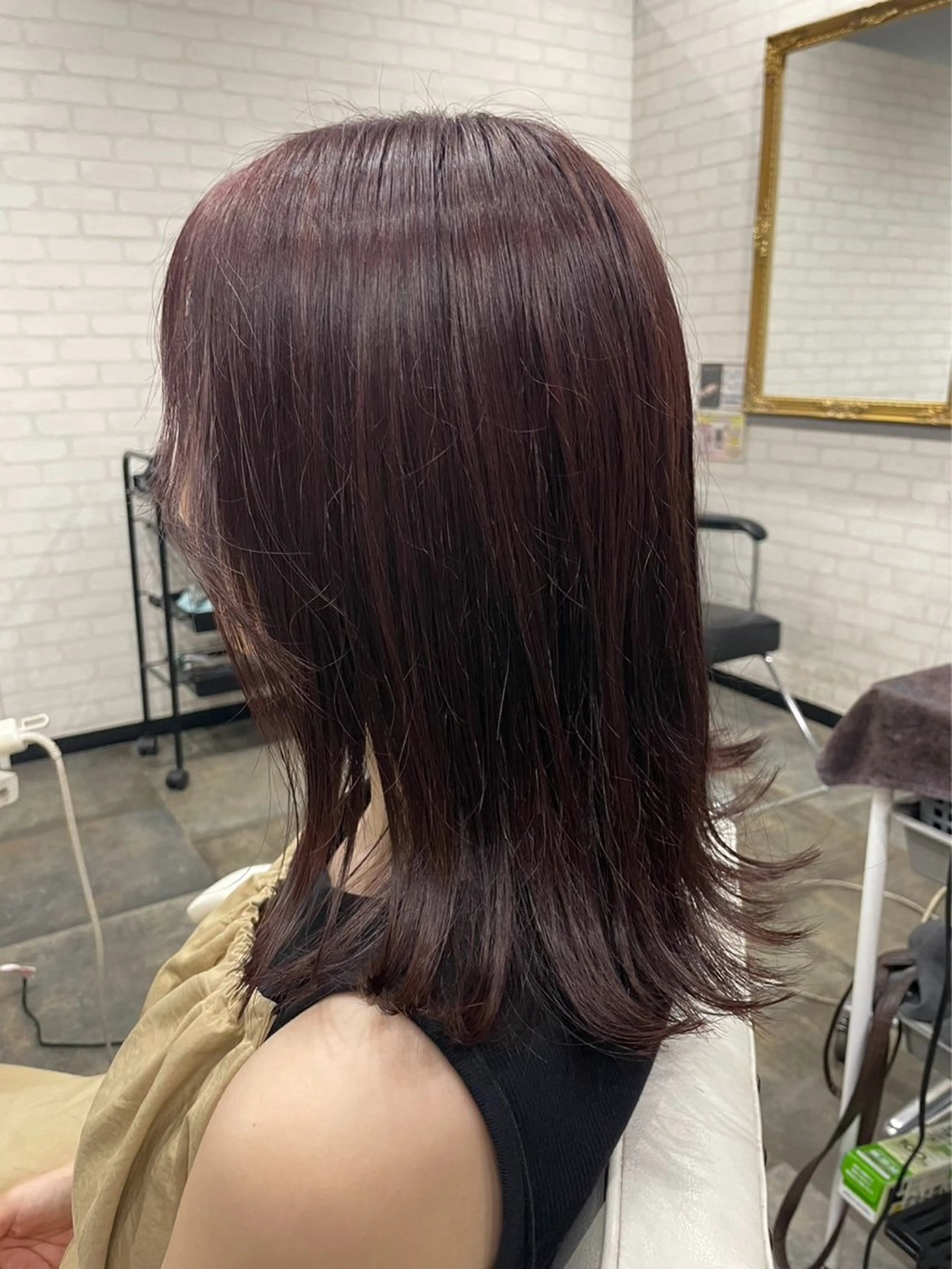 ミディアム ボブレイヤー ミディアムパーマ ミストバング ボブ ハイライト ヘアカラー 縮毛矯正 トリートメント The Apartment of Solon Citta 船橋609所属・髪質改善/美髪/個室 /マンツーマン/ハラのヘアスタイル