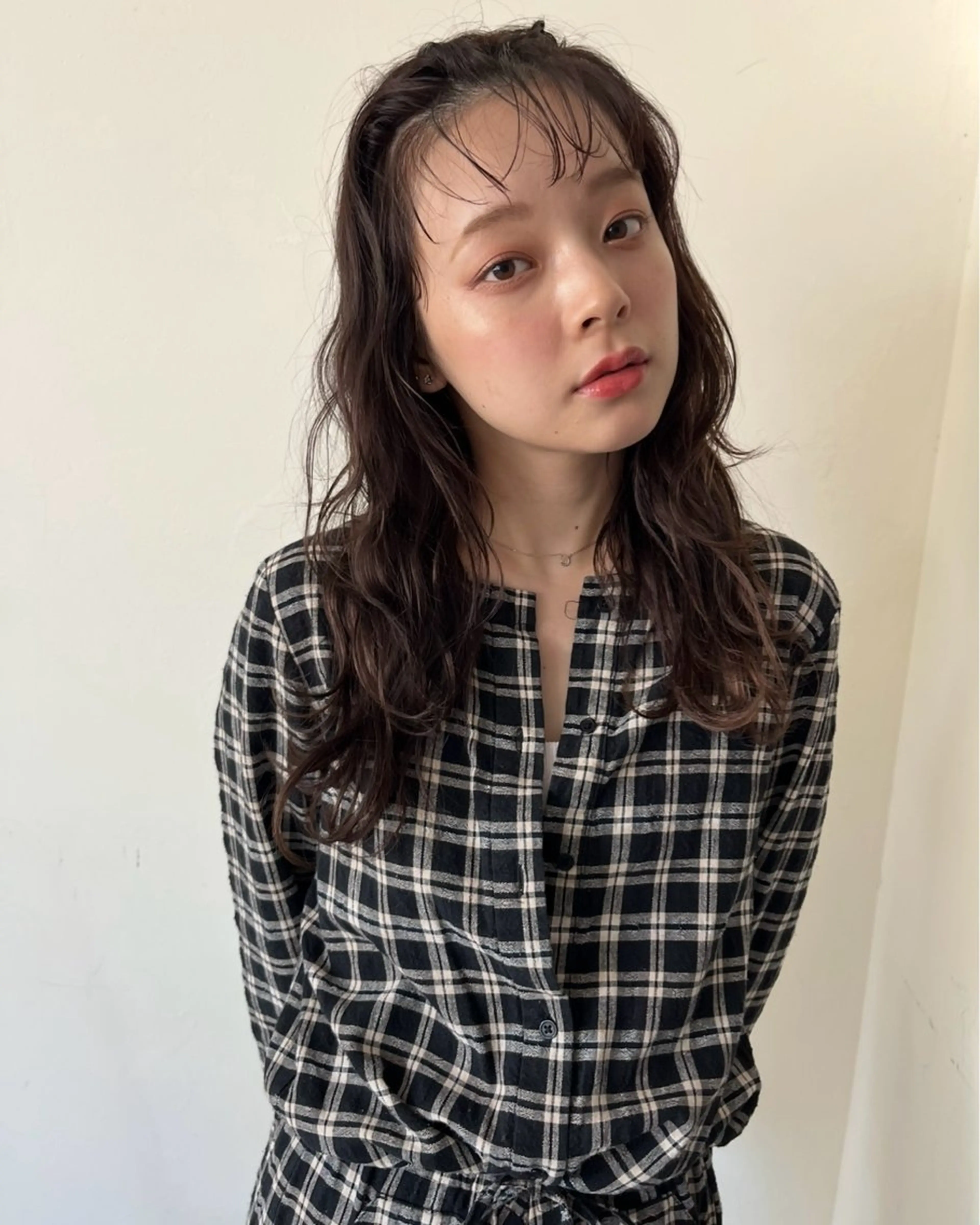 ロング 吉原 由菜のヘアスタイル