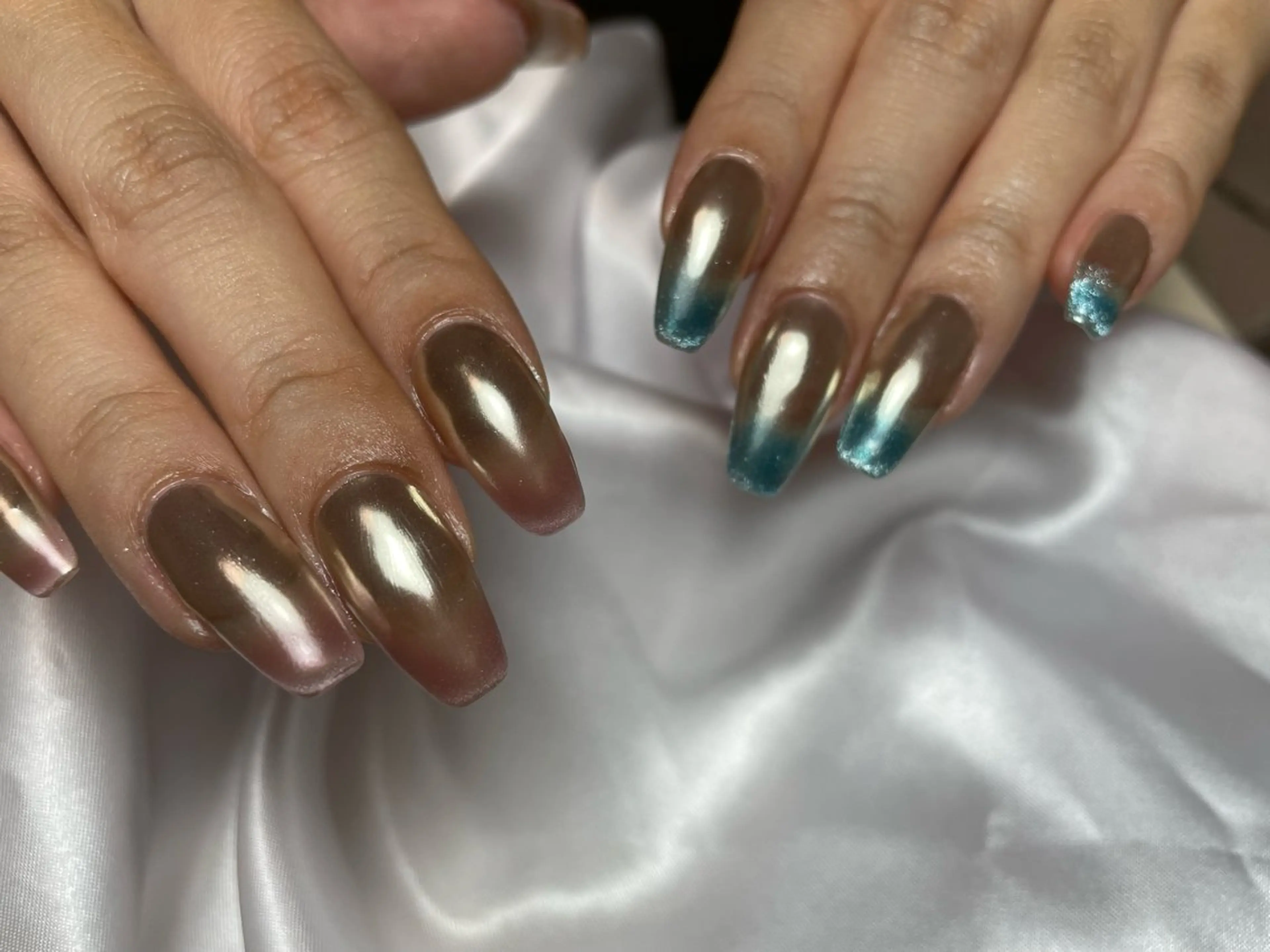 ネイル グラデーション マグネットネイル ミラーネイル nanal nailのネイルデザイン