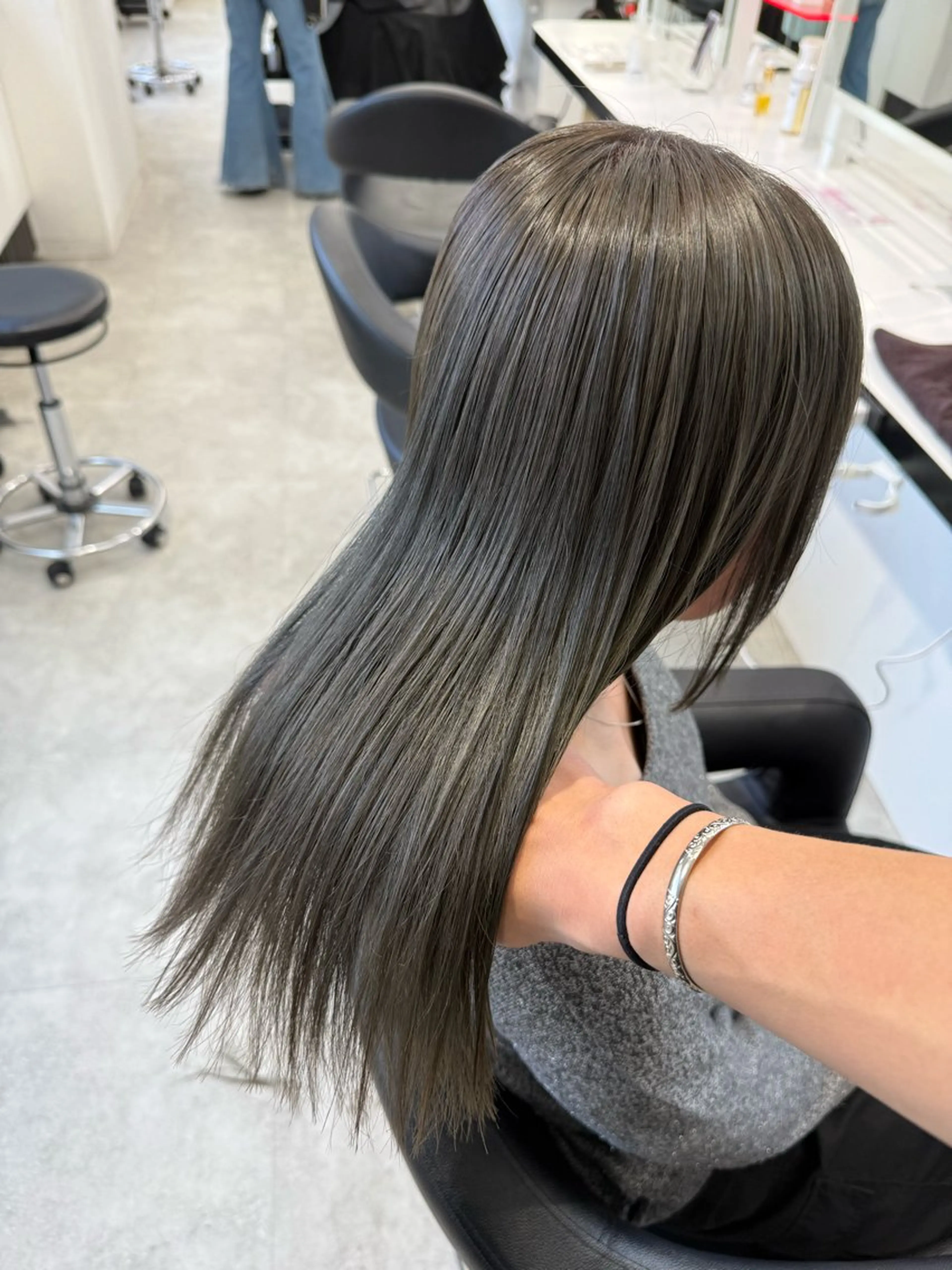 ロング カット ヘアカラー トリートメント ヘアセット 🇰🇷韓国スタイル 人気No.1/髙橋成のヘアスタイル
