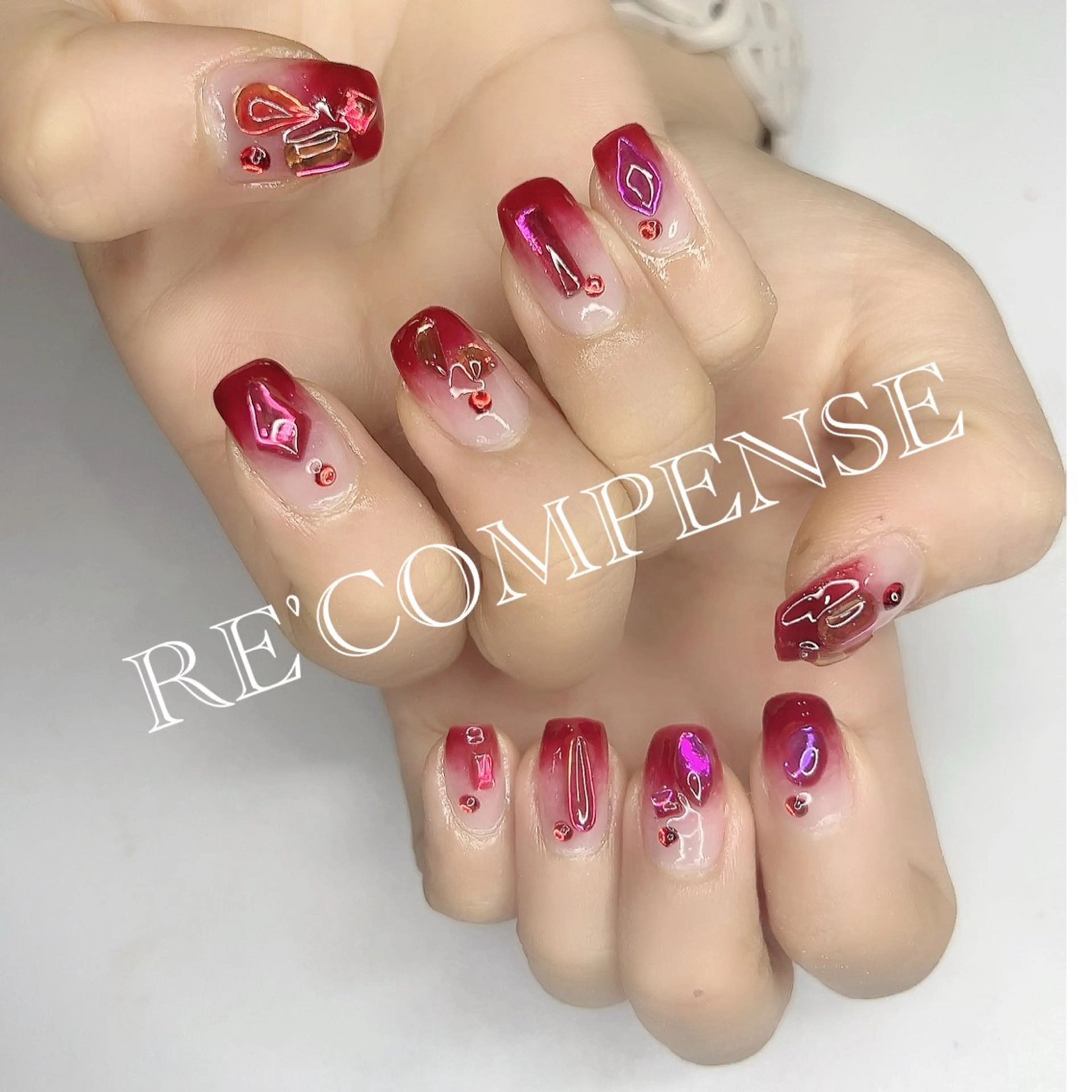 ネイル RE'COMPENSE所属・れこん ぱんすのネイルデザイン