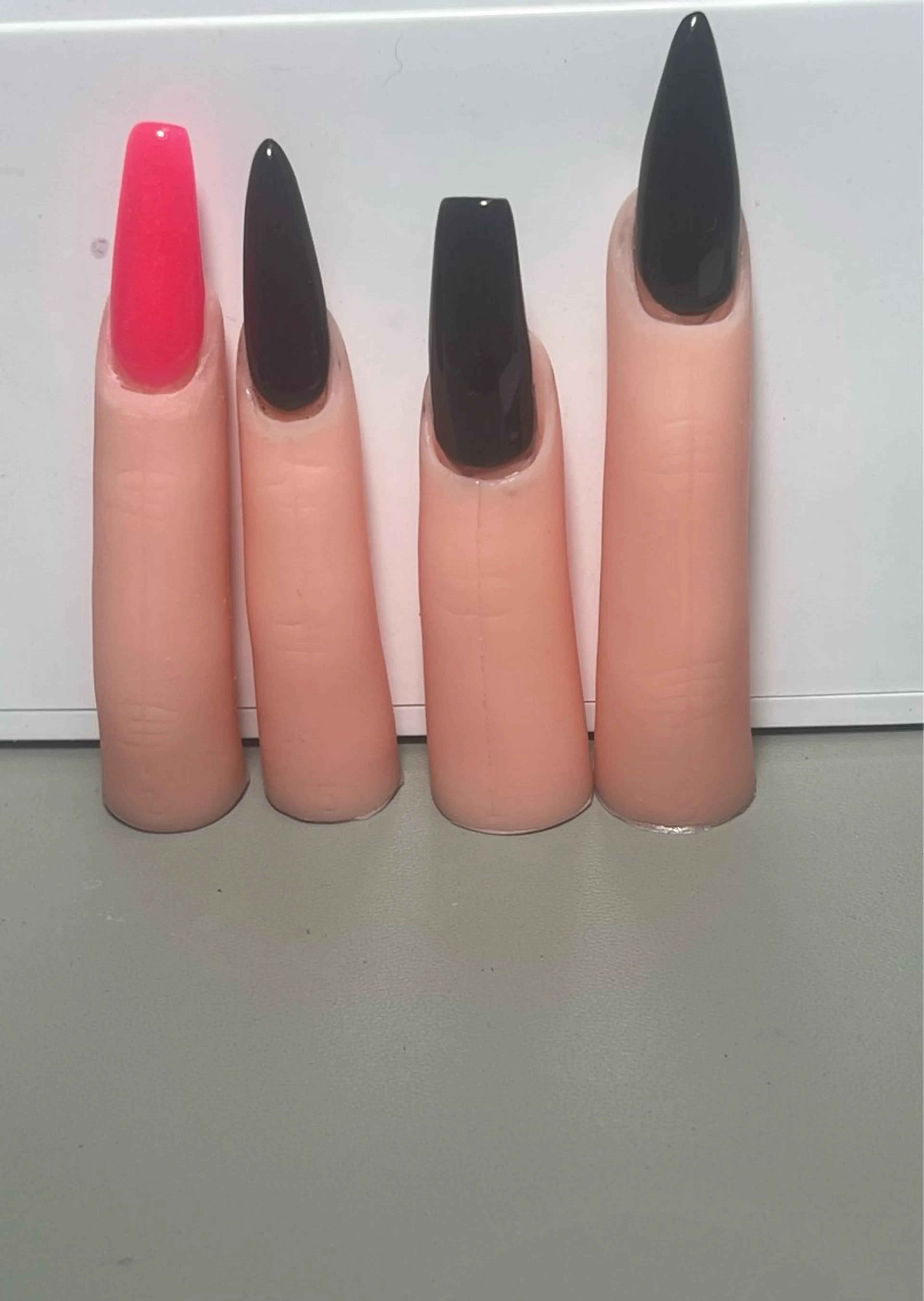 ネイル スカルプネイル ハンドネイル Lillie nail salonのネイルデザイン