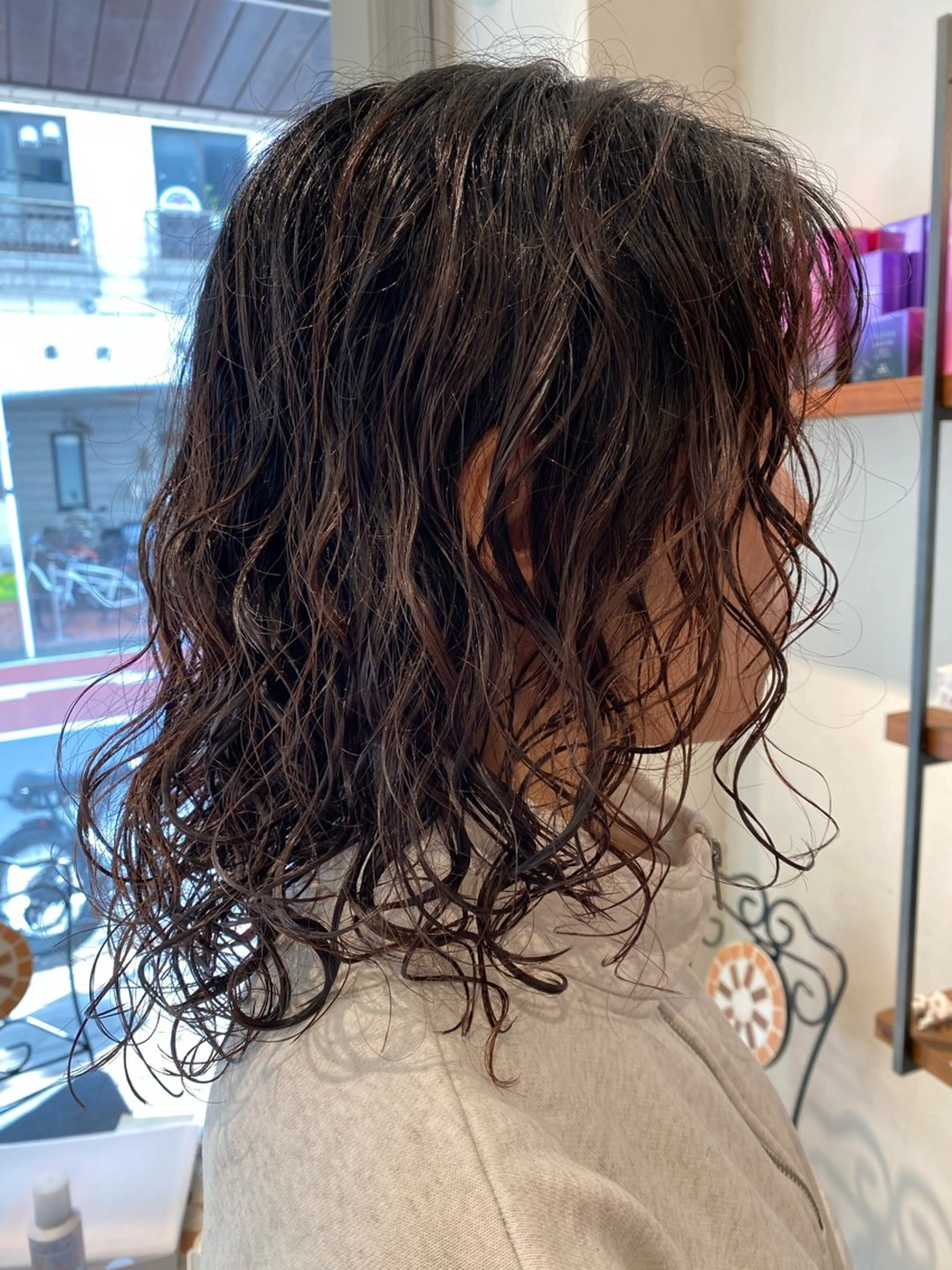 セミロング パーマ カット パーマ ナチュラルヘア🫧 ナナミのヘアスタイル