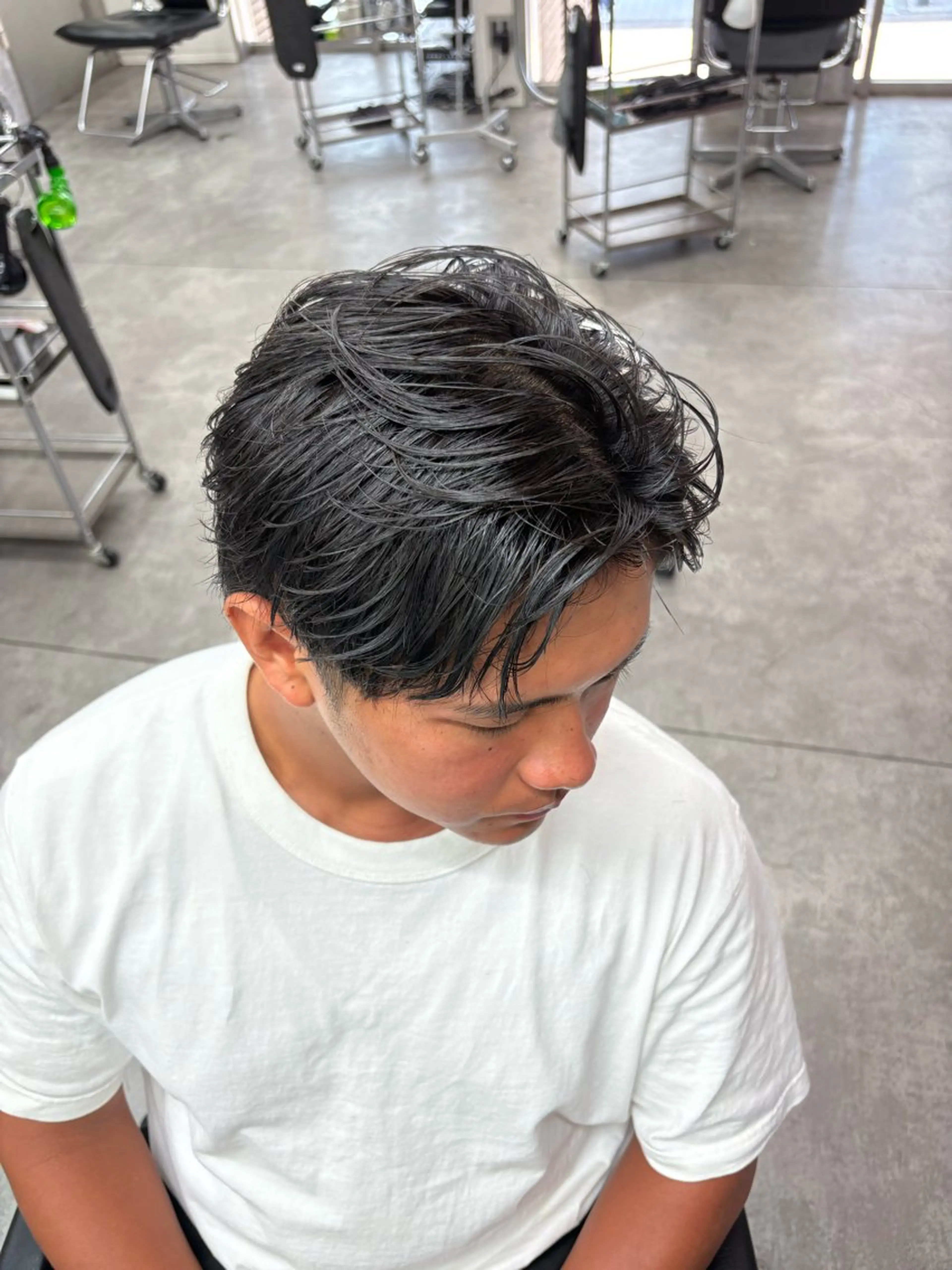 ミディアム カラー パーマ メンズ カット ヘアセット メンズパーマ特化 🔥韓国ヘア職人🔥のヘアスタイル