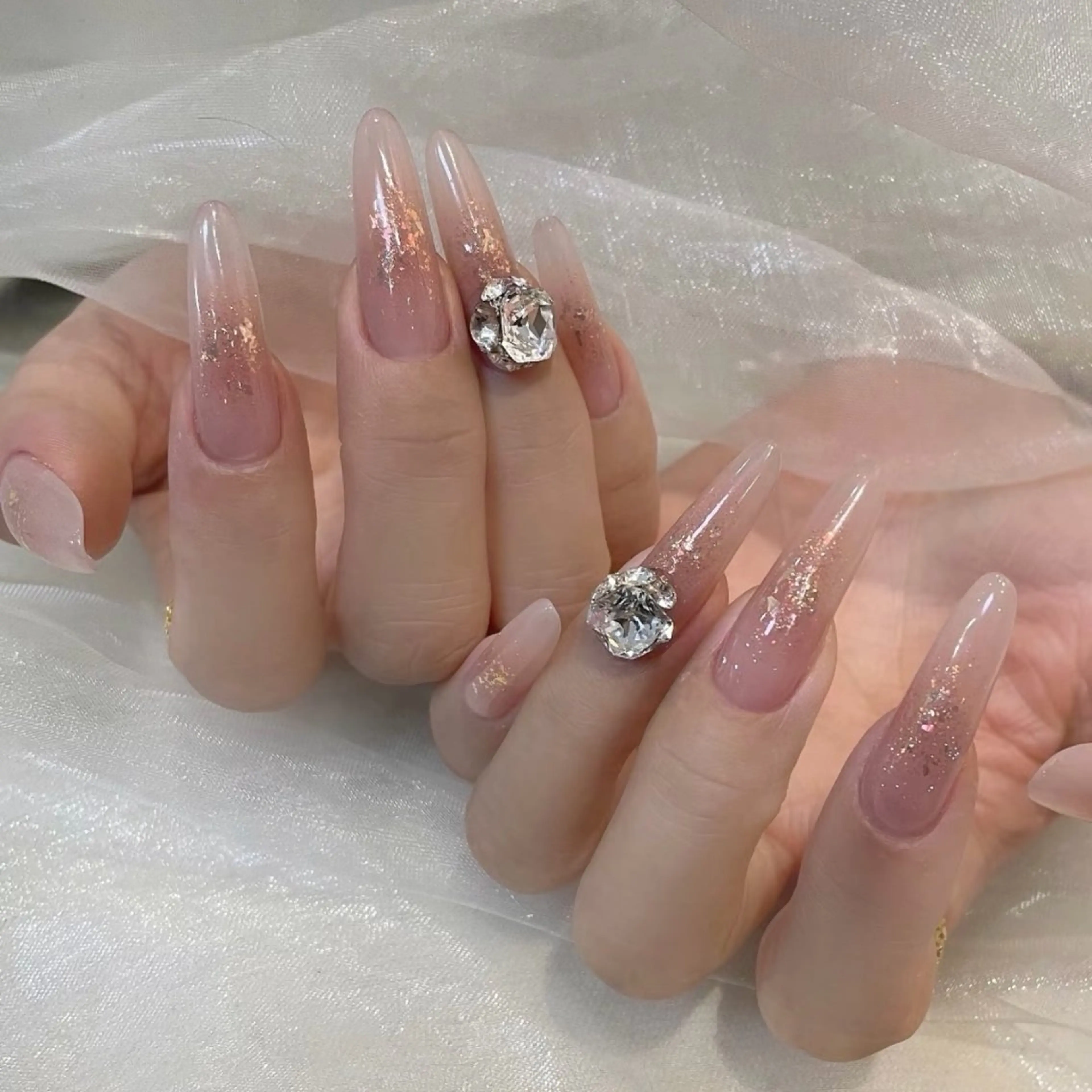 ネイル J&C Nail Salon吉祥寺所属・YU KIのネイルデザイン