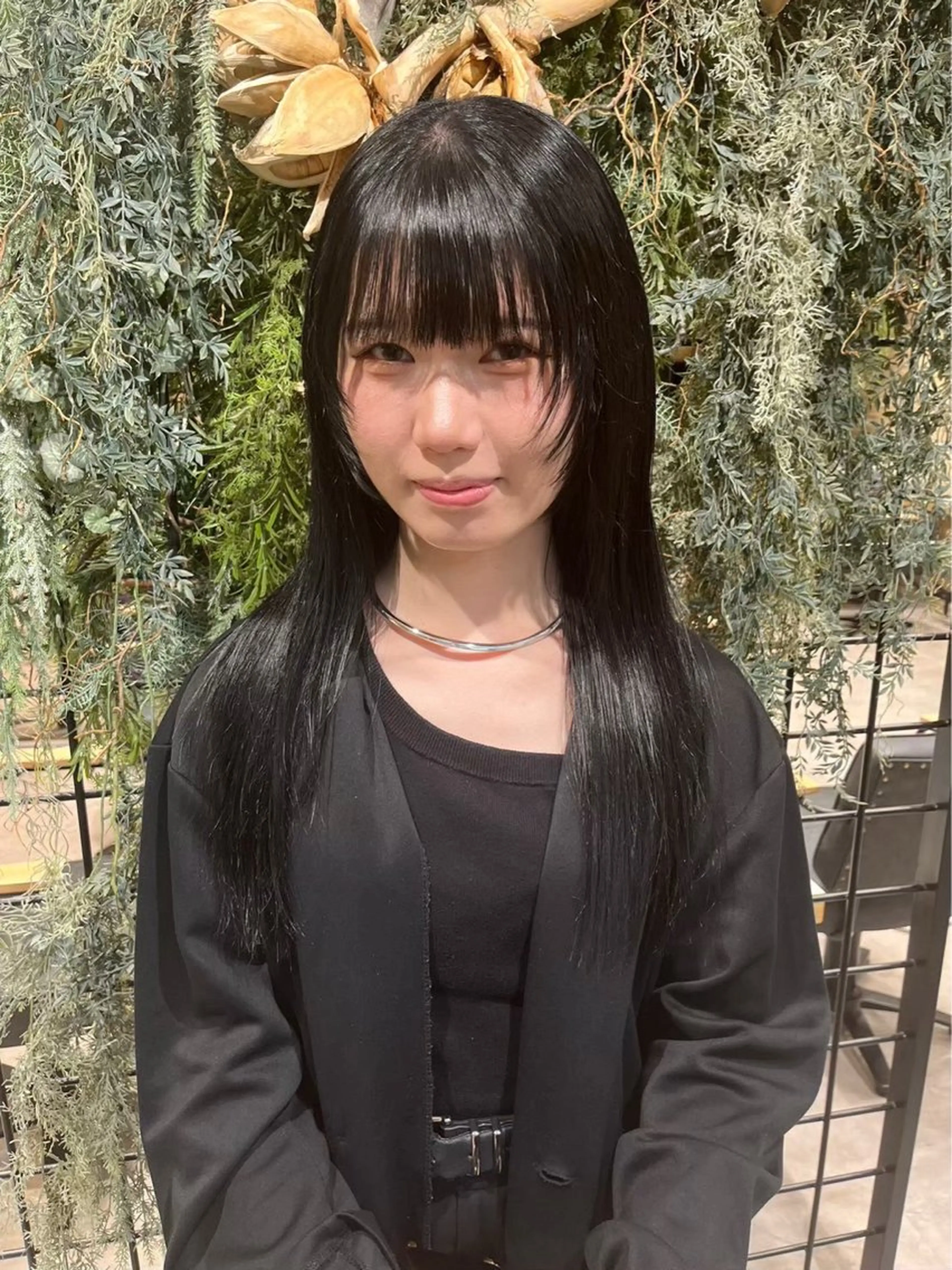 ショート ハイトーン/レイヤー /メンズパーマのヘアスタイル