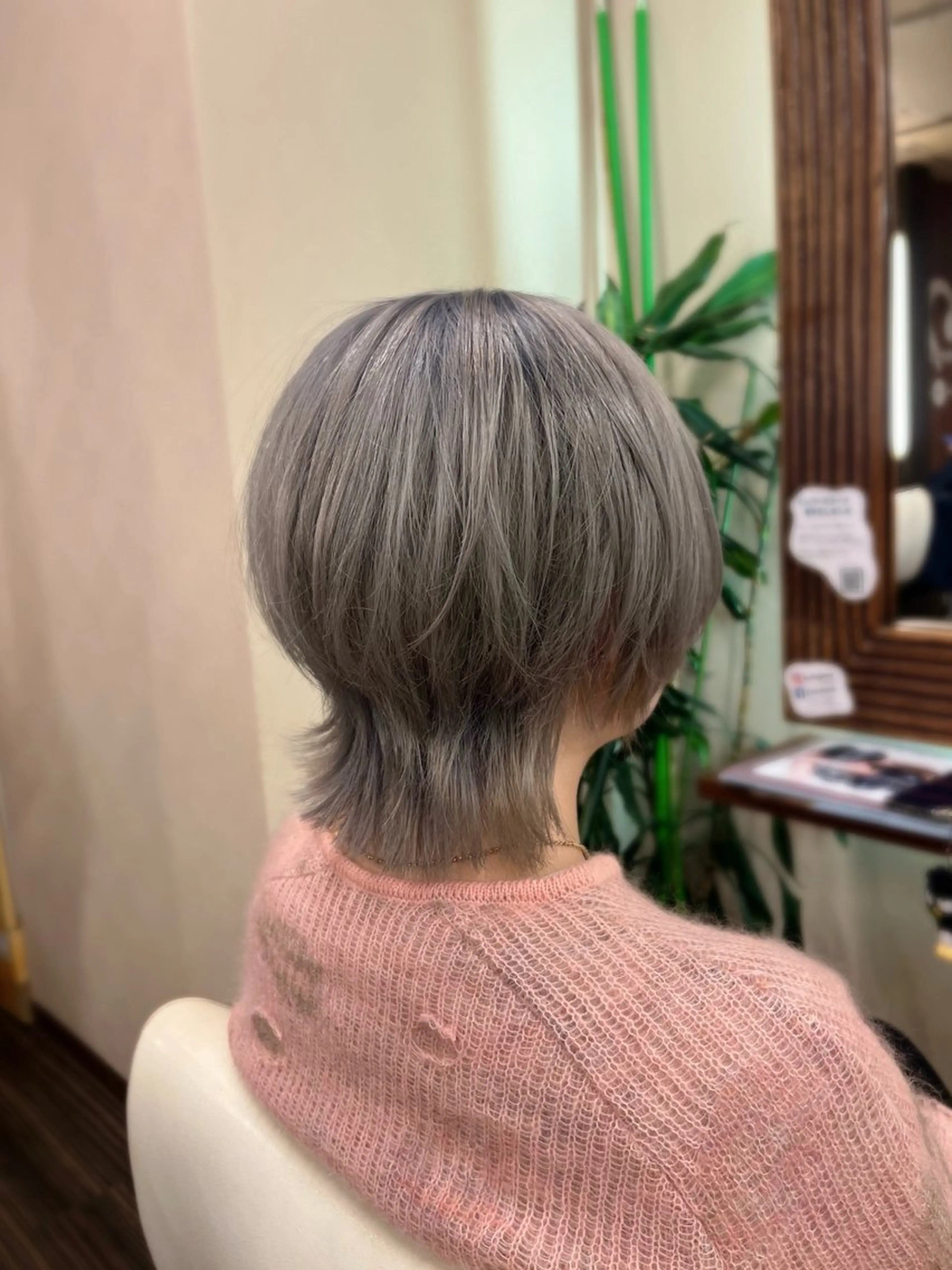 ショート カラー カット トリートメント 森 ハリス誠一のヘアスタイル