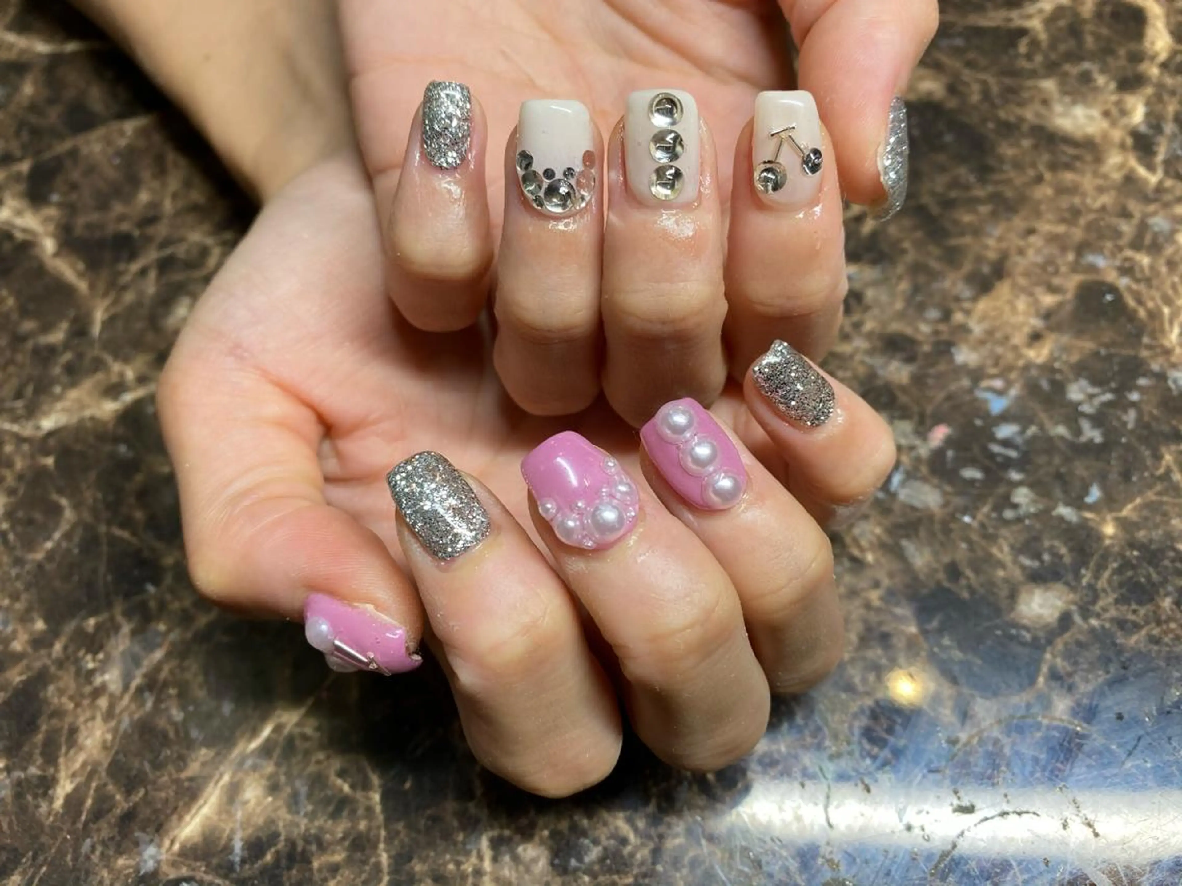 ネイル ハンドネイル IROHA Nail 矢掛萌子のネイルデザイン
