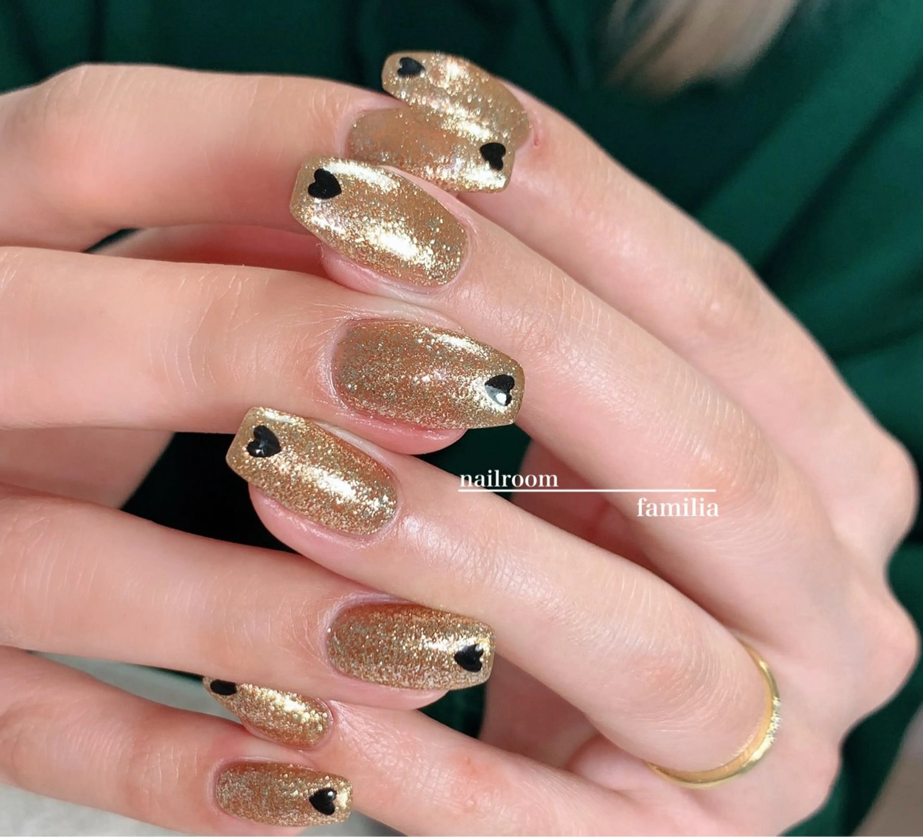 ネイル ハート ホログラムネイル ハンドネイル -nailroom- familiaのネイルデザイン