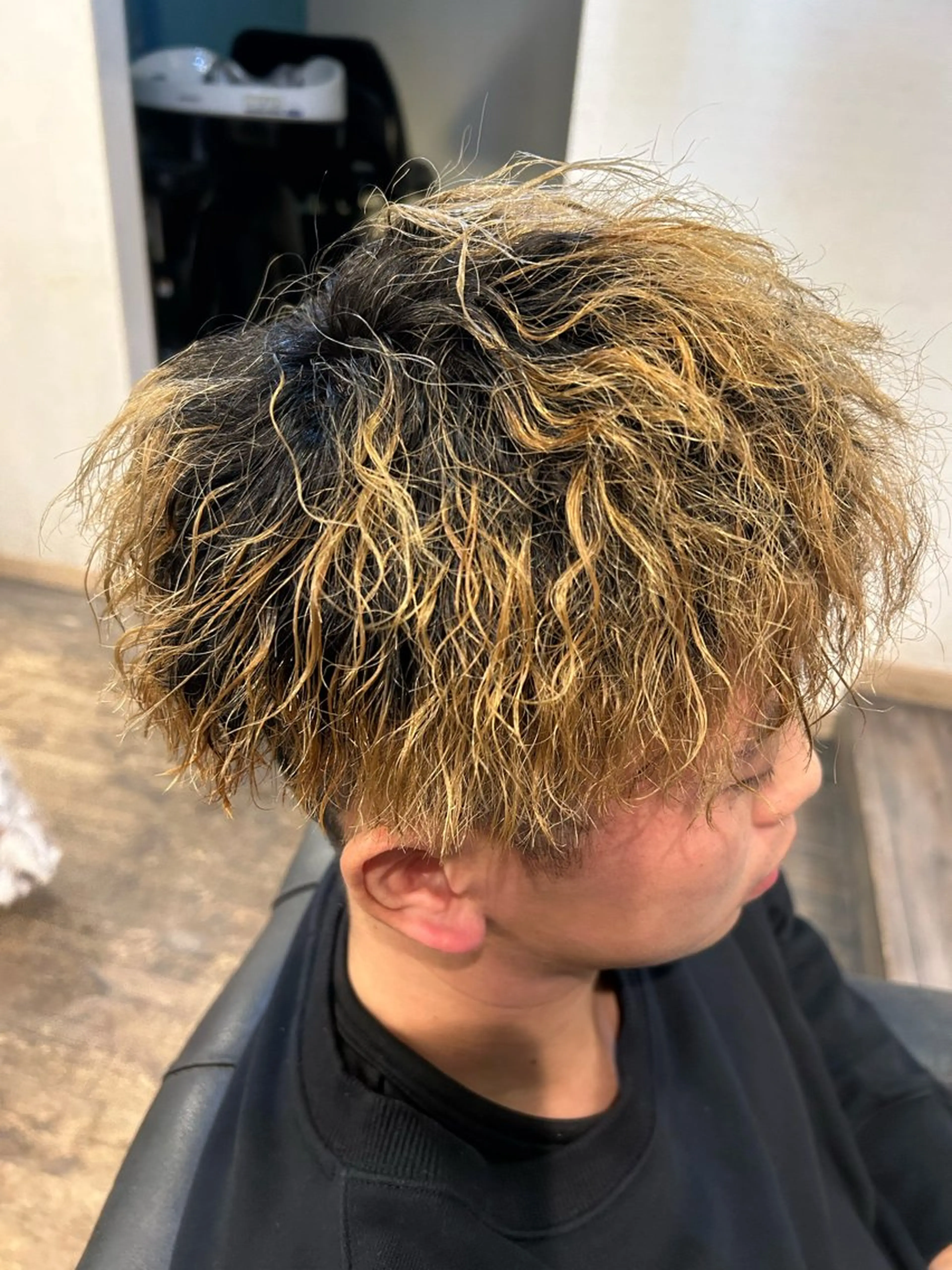 パーマ メンズ 💜いわた みはる💜のヘアスタイル