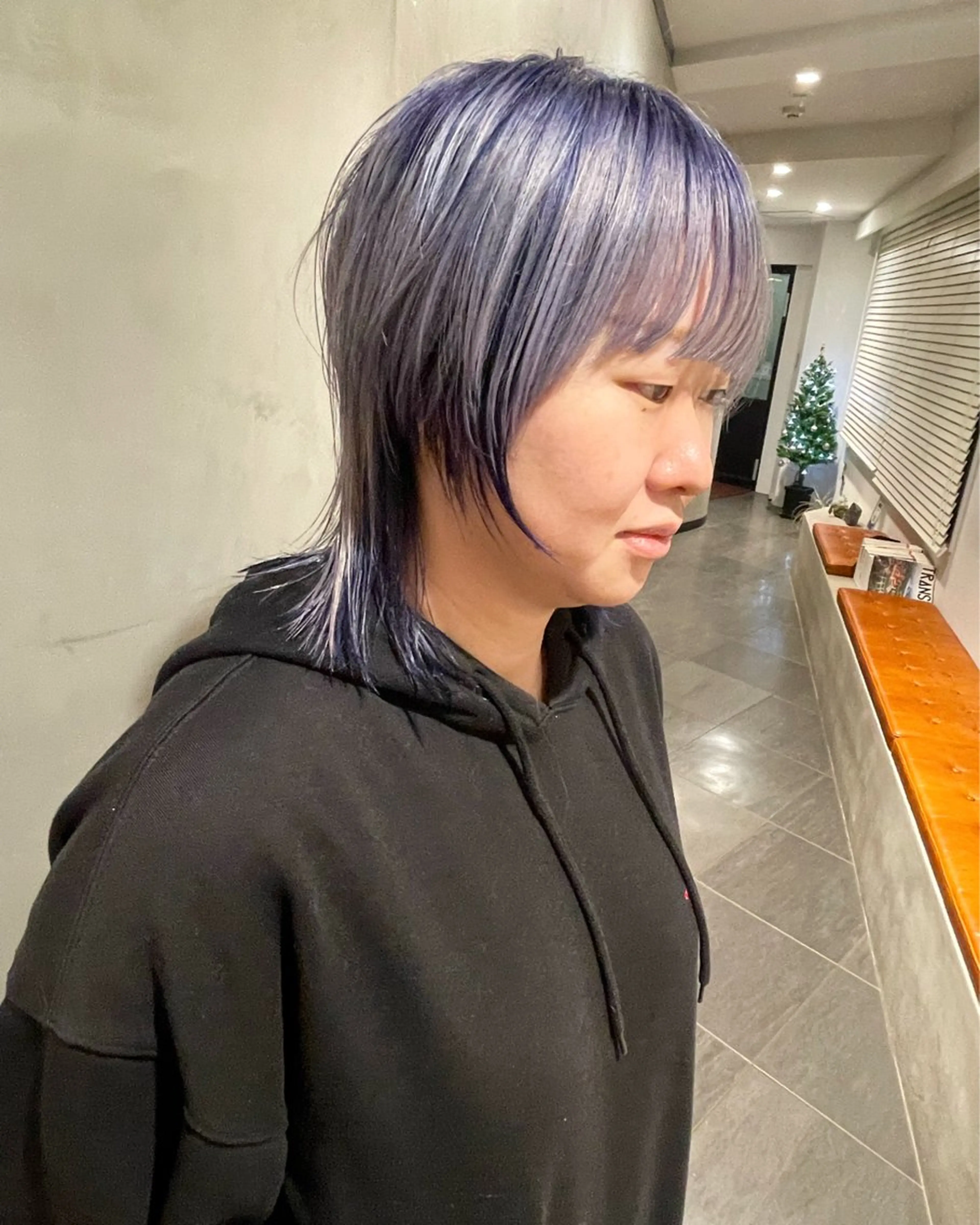 ミディアム カラー カット ヘアカラー トリートメント 優 作のヘアスタイル