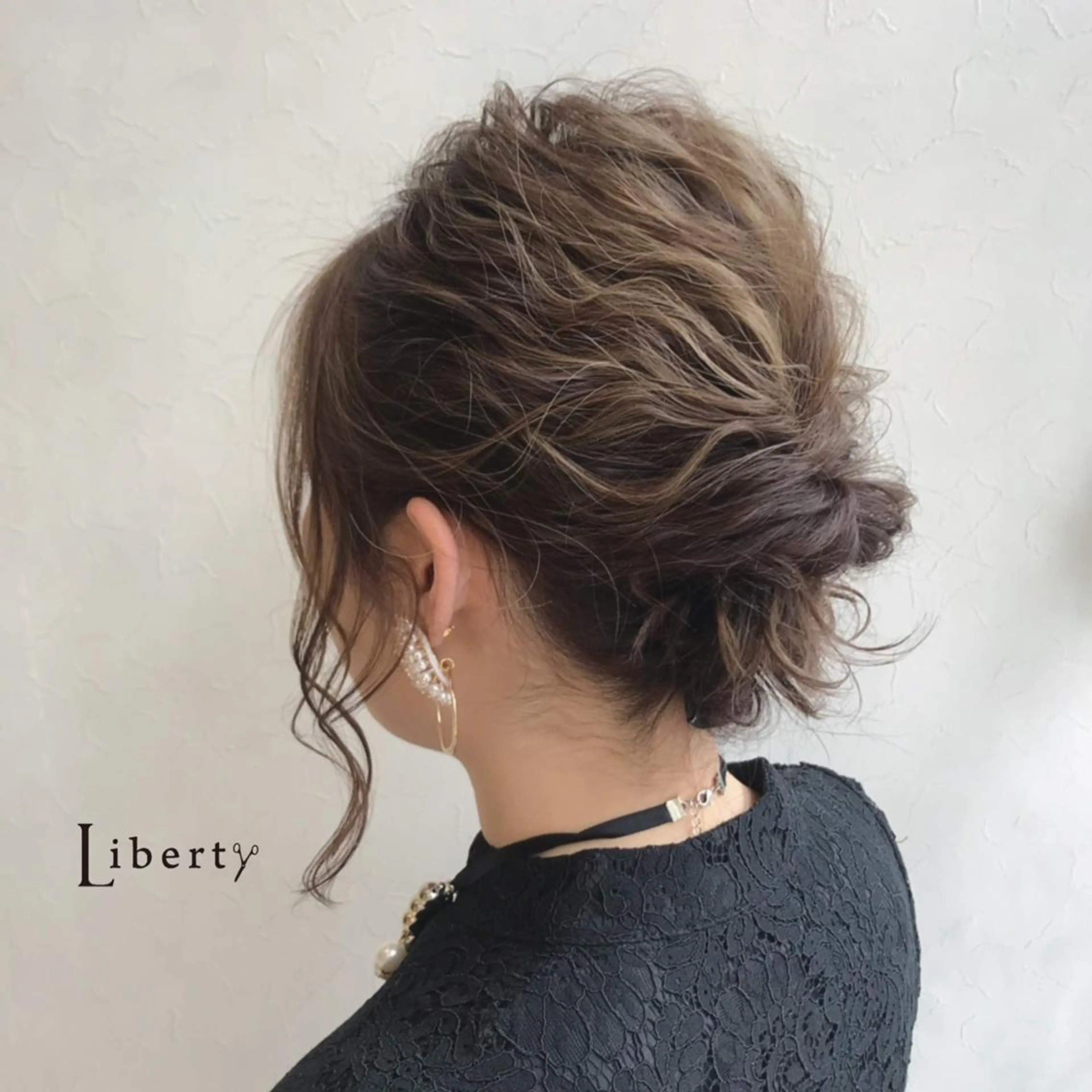 ミディアム ヘアアレンジ Liberty 店長 TAJIMAのヘアスタイル