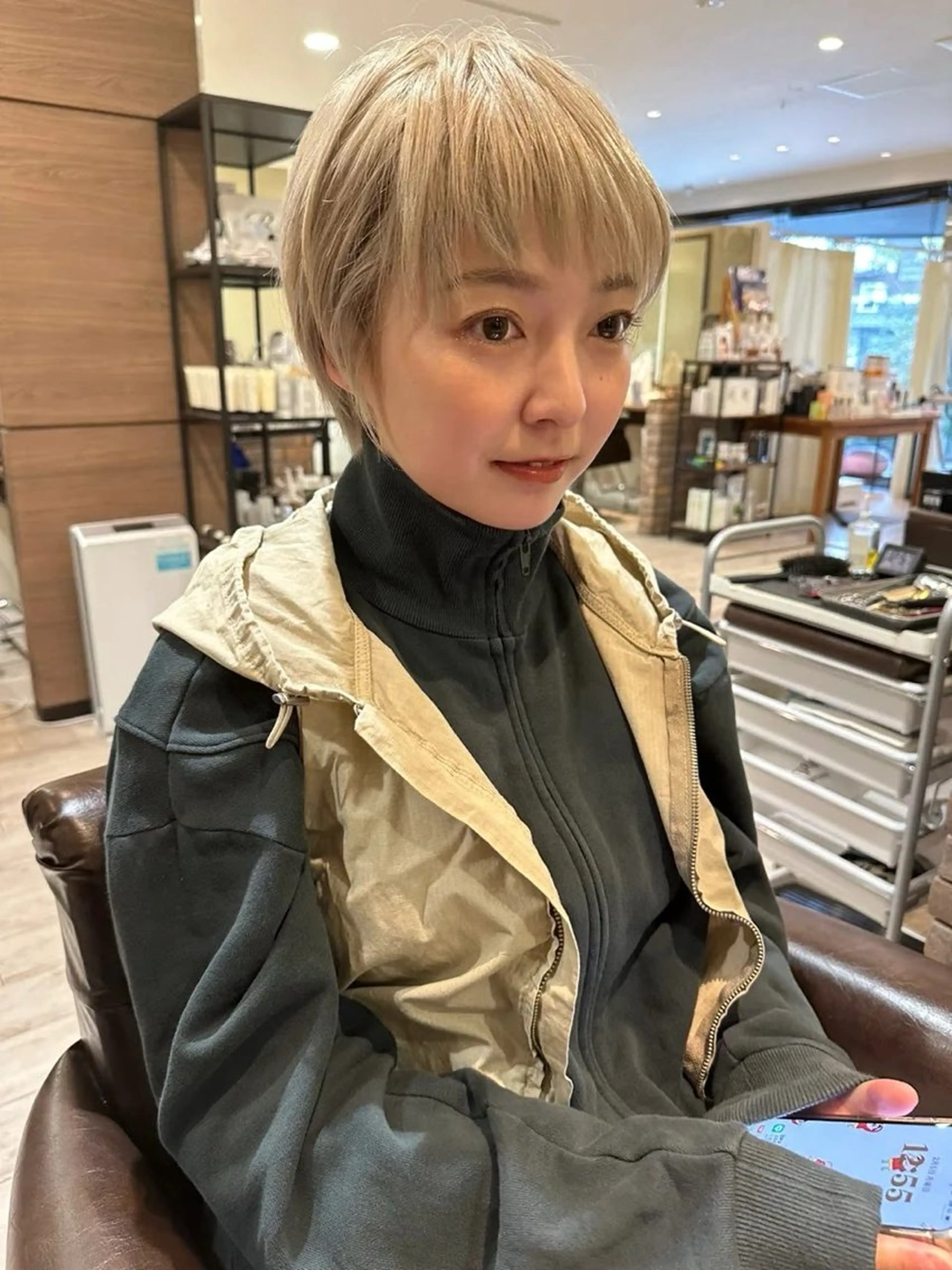 ショート カット ヘアカラー トリートメント SAKURA🌸 レイヤー/グレージュのヘアスタイル