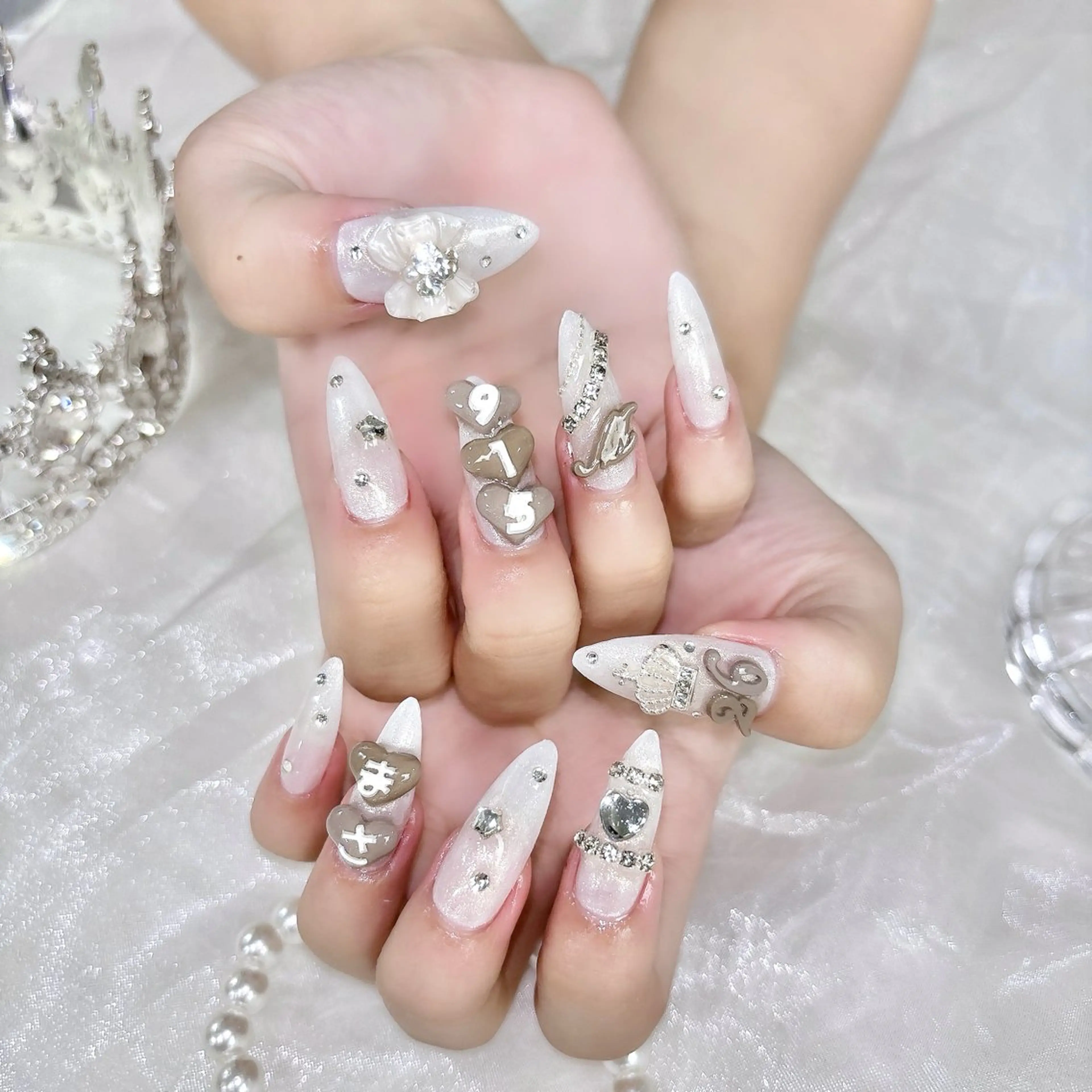 ネイル vesper所属・Vesper miuのネイルデザイン