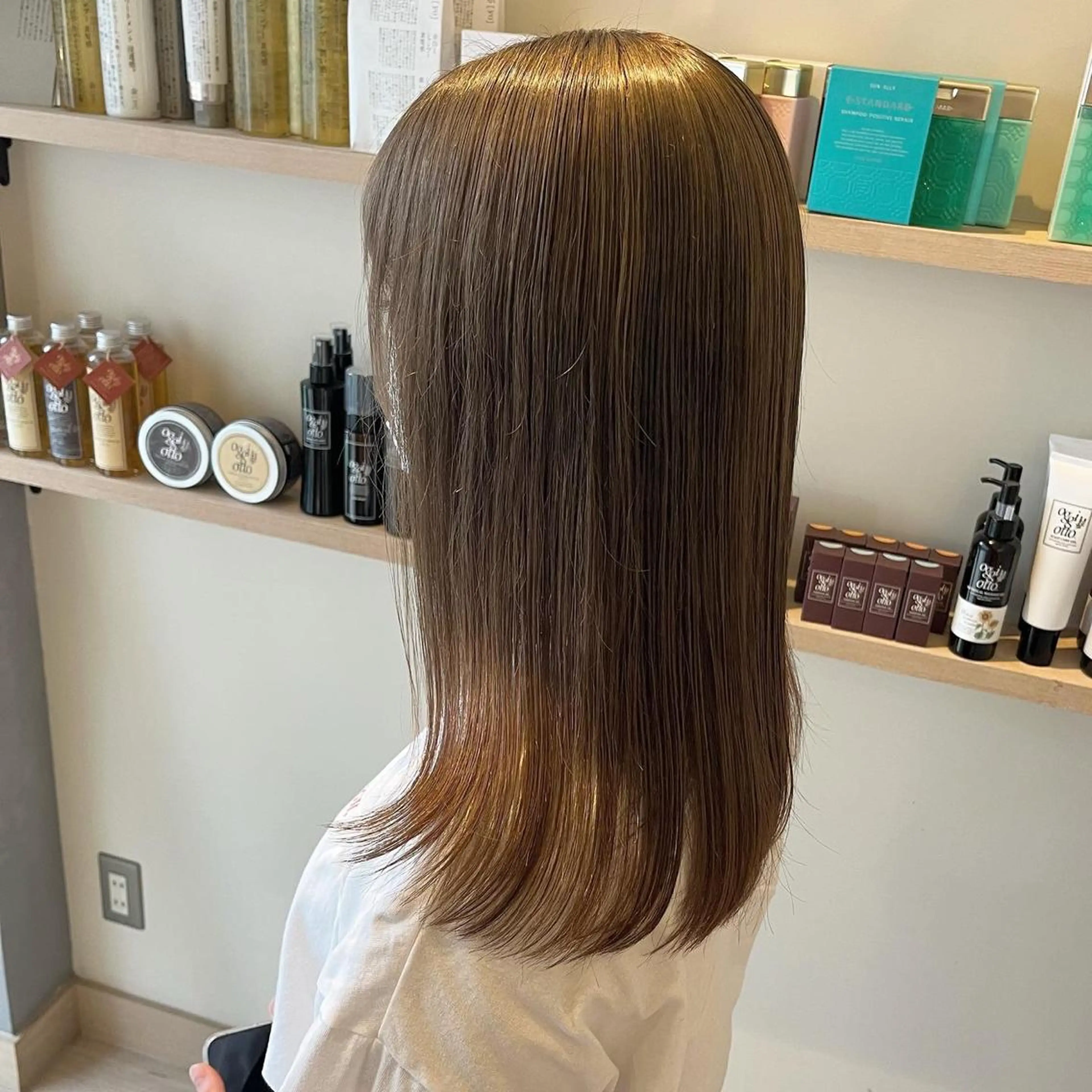 ミディアム mai ROCCOのヘアスタイル