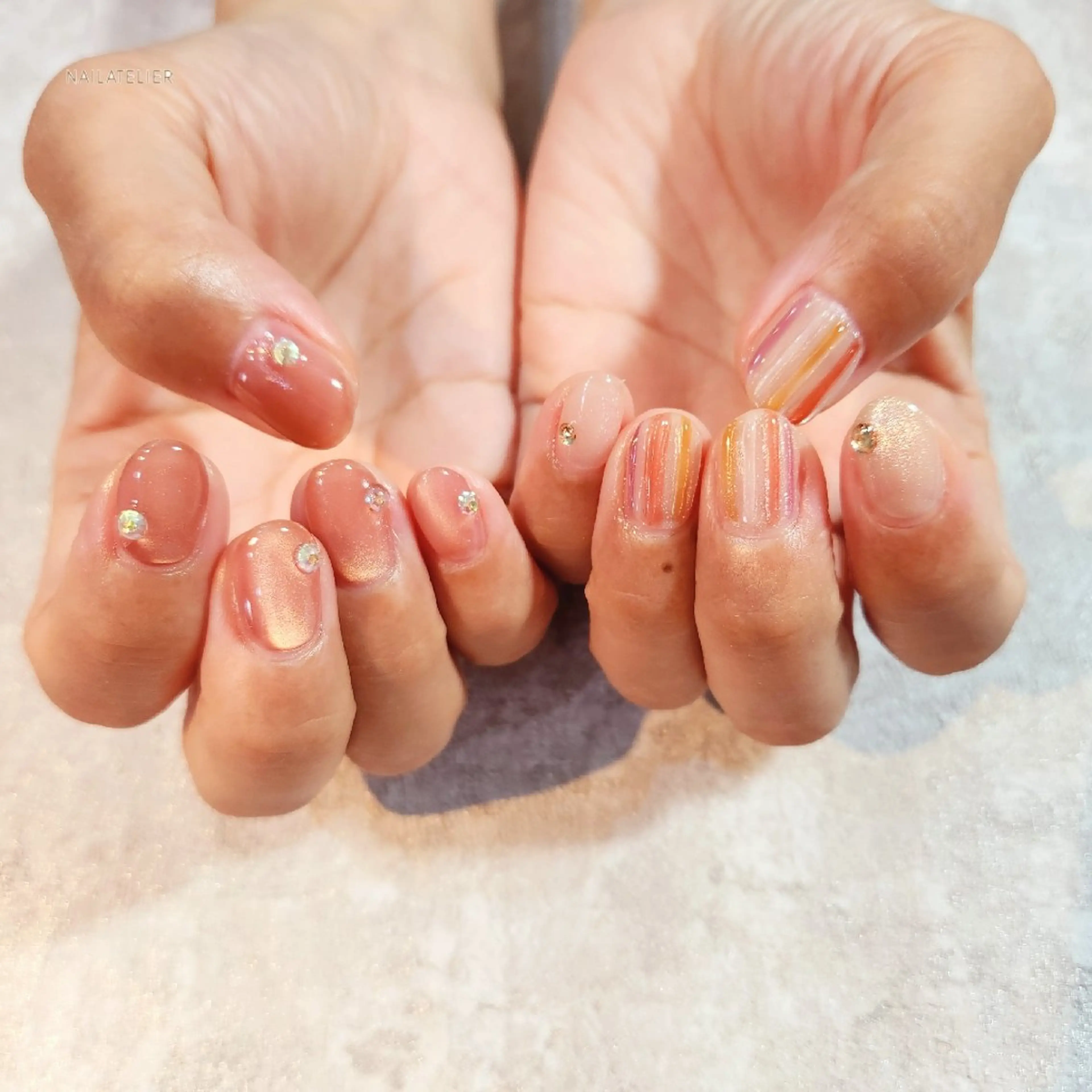 ネイル ハンドネイル nailatelier nijiiro.所属・nijiiro🌈 サトウのネイルデザイン