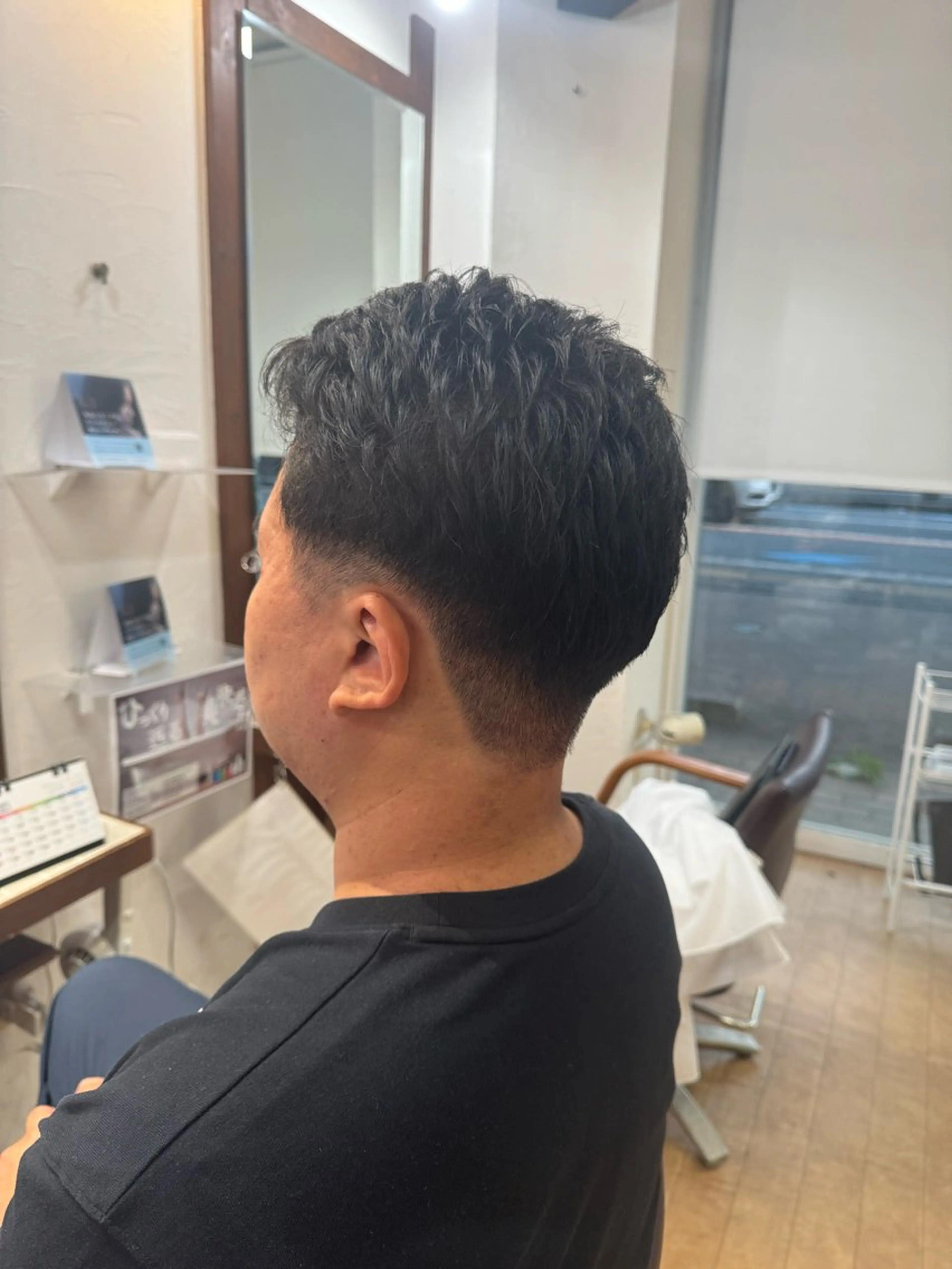 メンズ カラー特化 若山 結愛のヘアスタイル