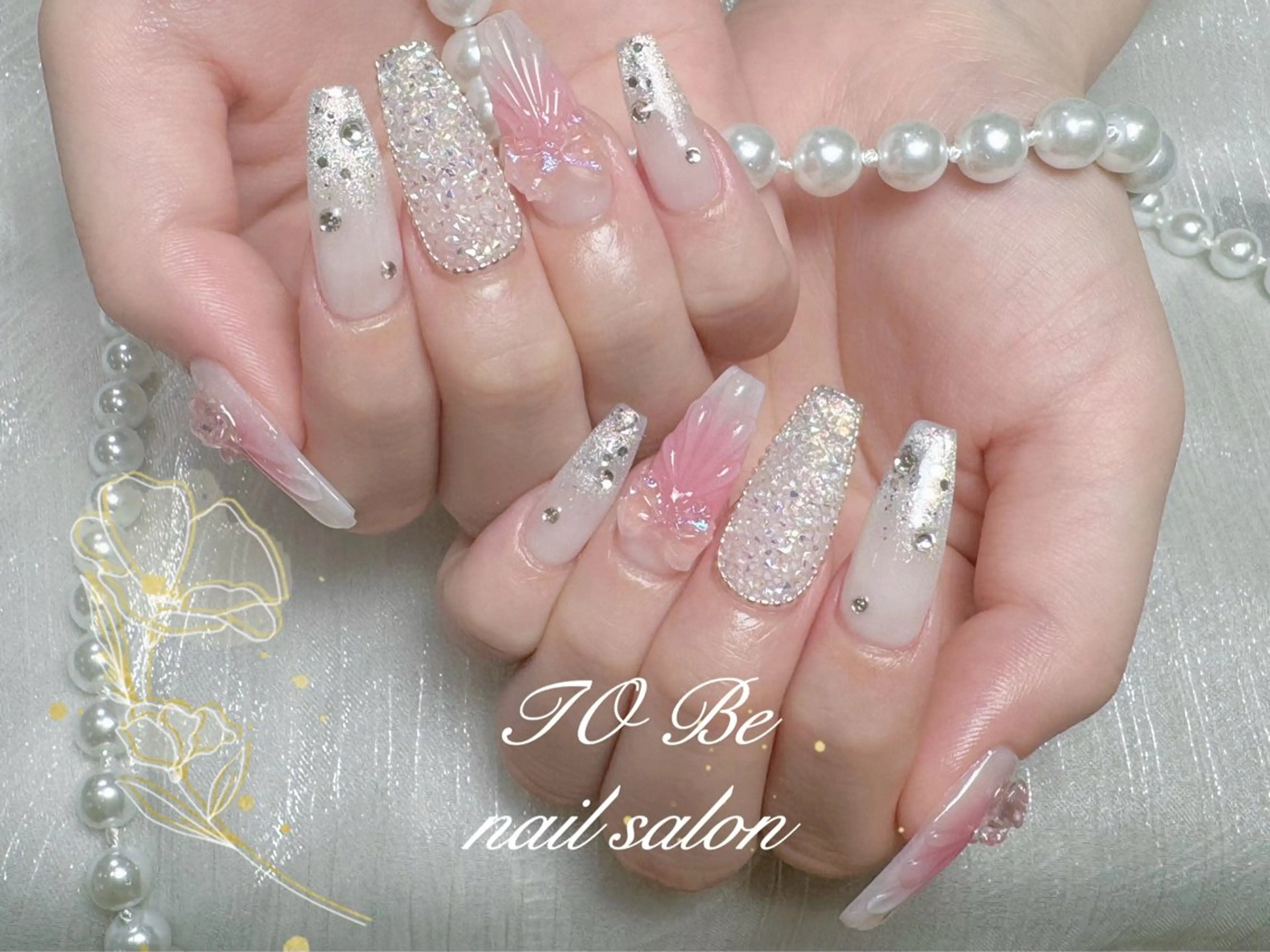 ネイル キラキラネイル ハンドネイル nail salon to be所属・Nail Salon To Be珈月のネイルデザイン