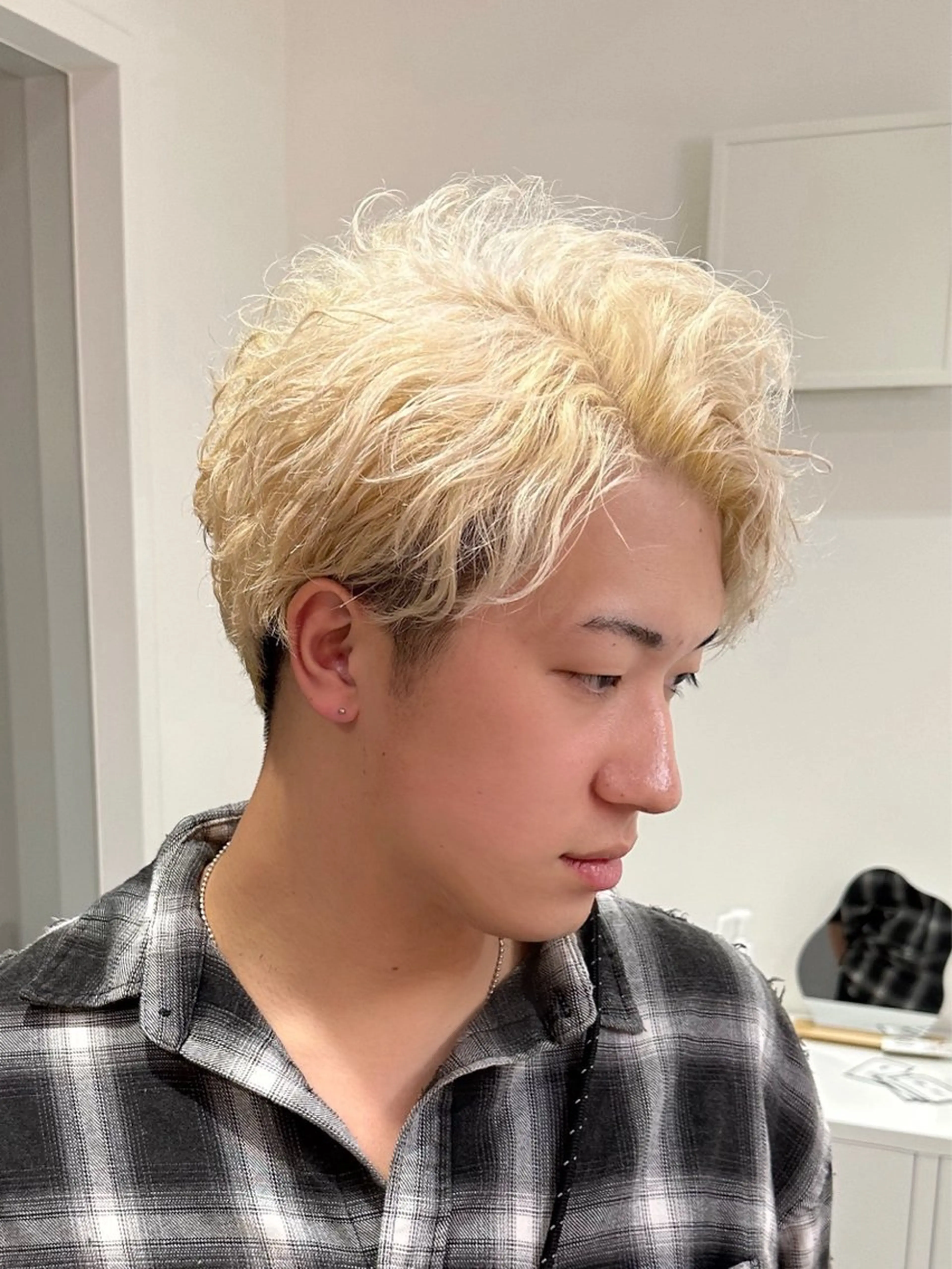 カラー メンズ 濱口 健慎のヘアスタイル