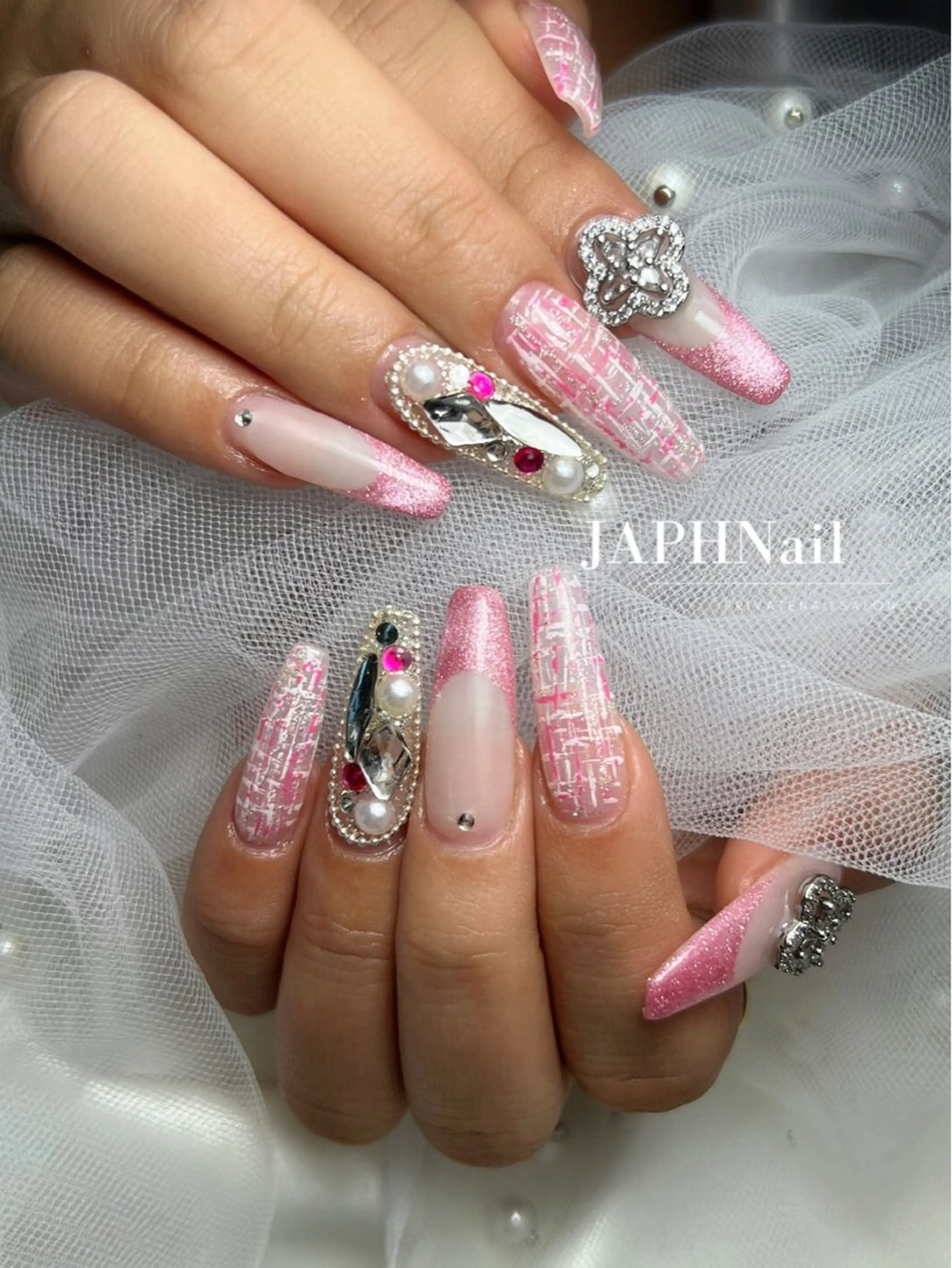 ネイル フレンチネイル キラキラネイル 韓国ネイル ミラーネイル ニュアンスネイル NailSalon /JAPHのネイルデザイン