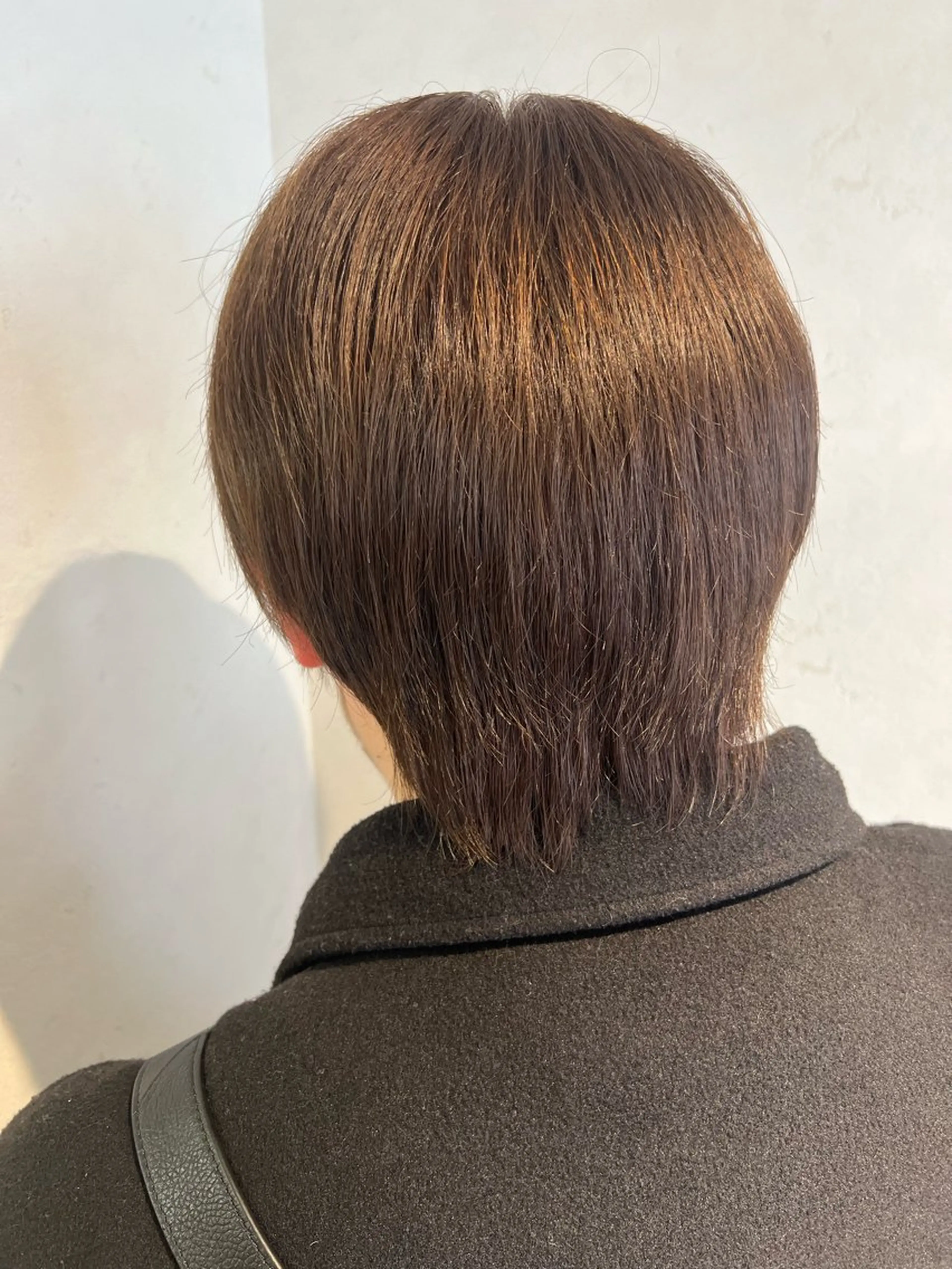 ショート ヘアカラー 吉田 眞のヘアスタイル