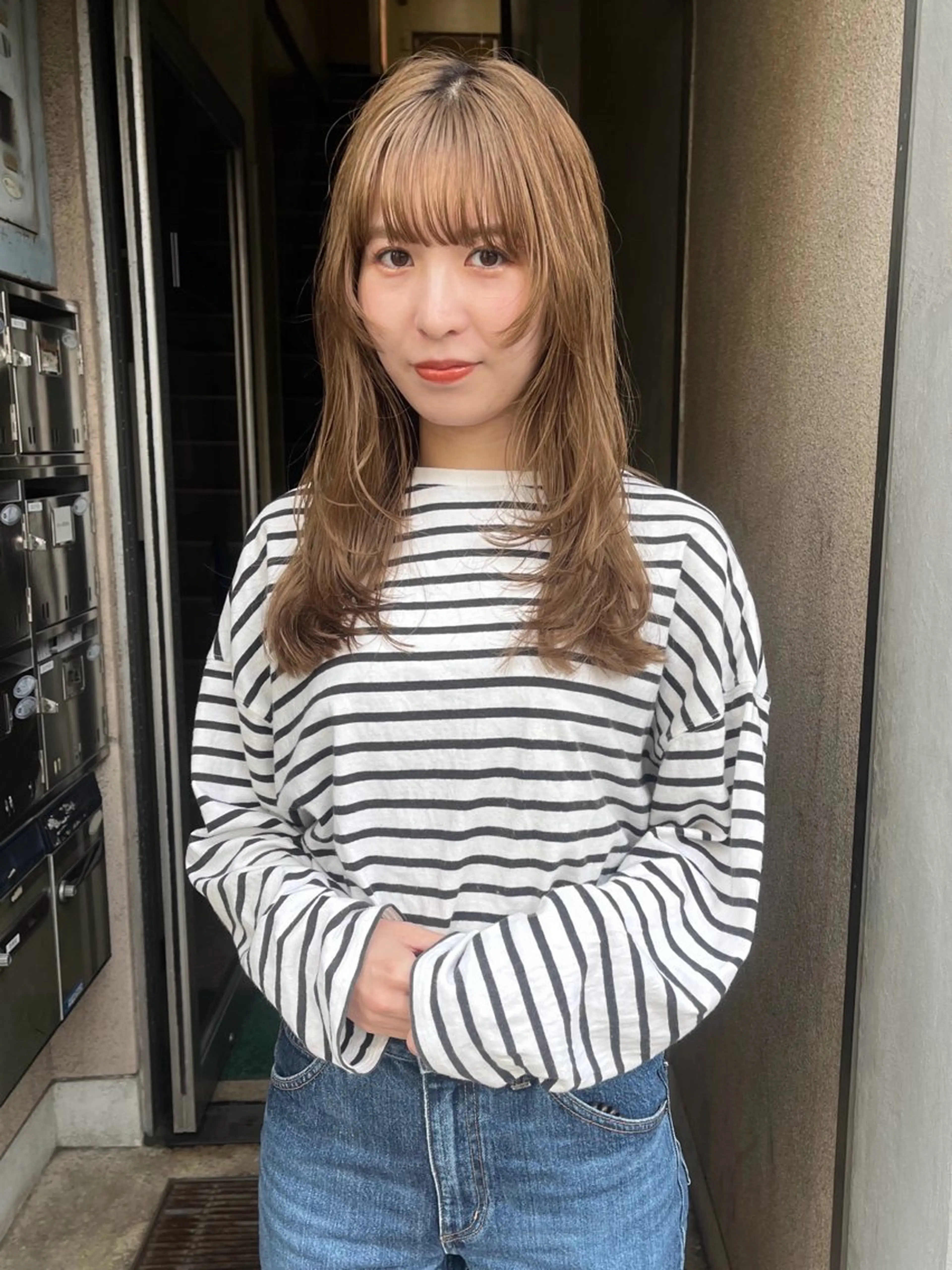 セミロング レイヤーカット カット ヘアカラー トリートメント iru所属・mi kiのヘアスタイル