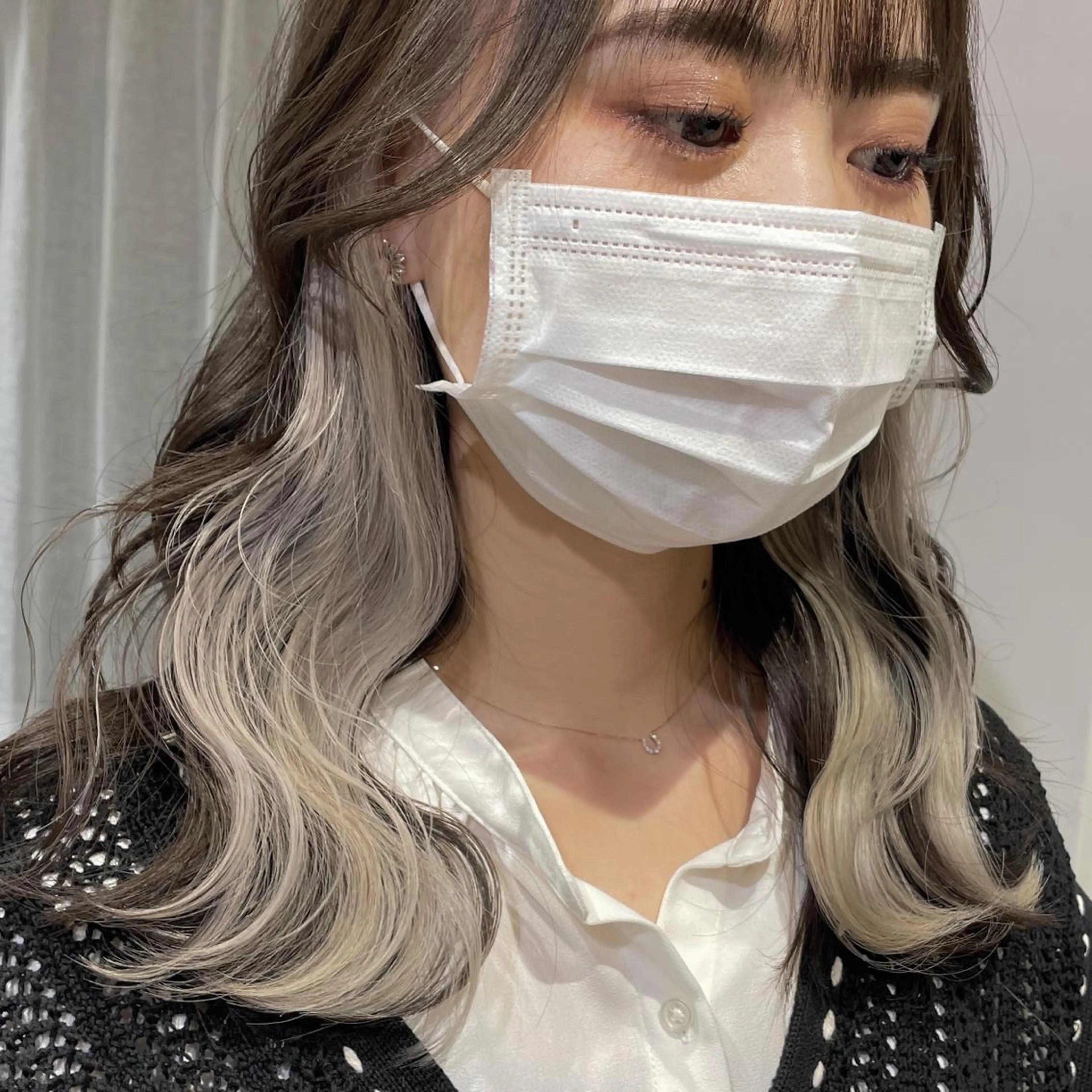 カラー ヘアカラー トリートメント ハイトーンイヤリング カラー清水隆央のヘアスタイル