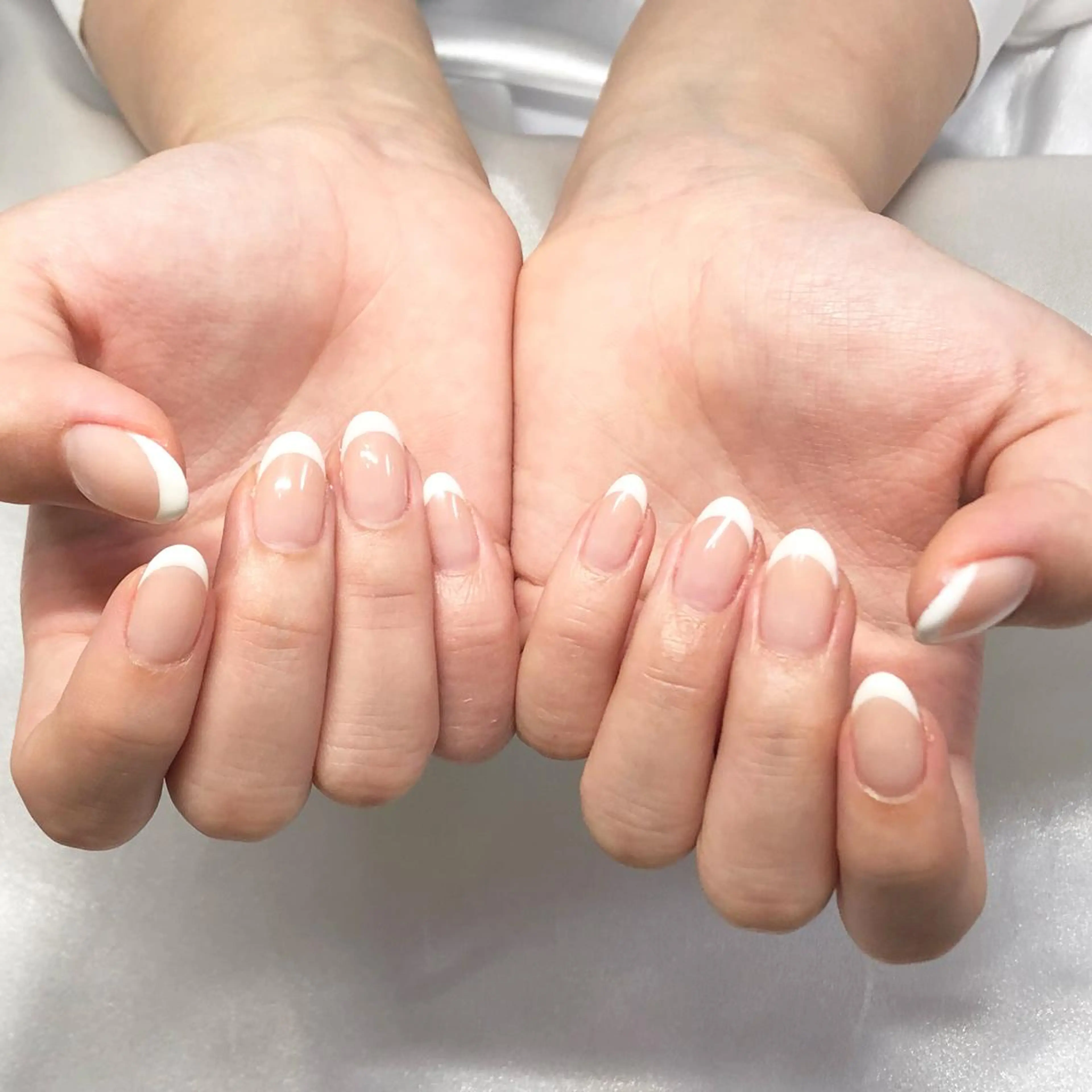 ネイル ハンドネイル フットネイル Nailsalon Daliのネイルデザイン