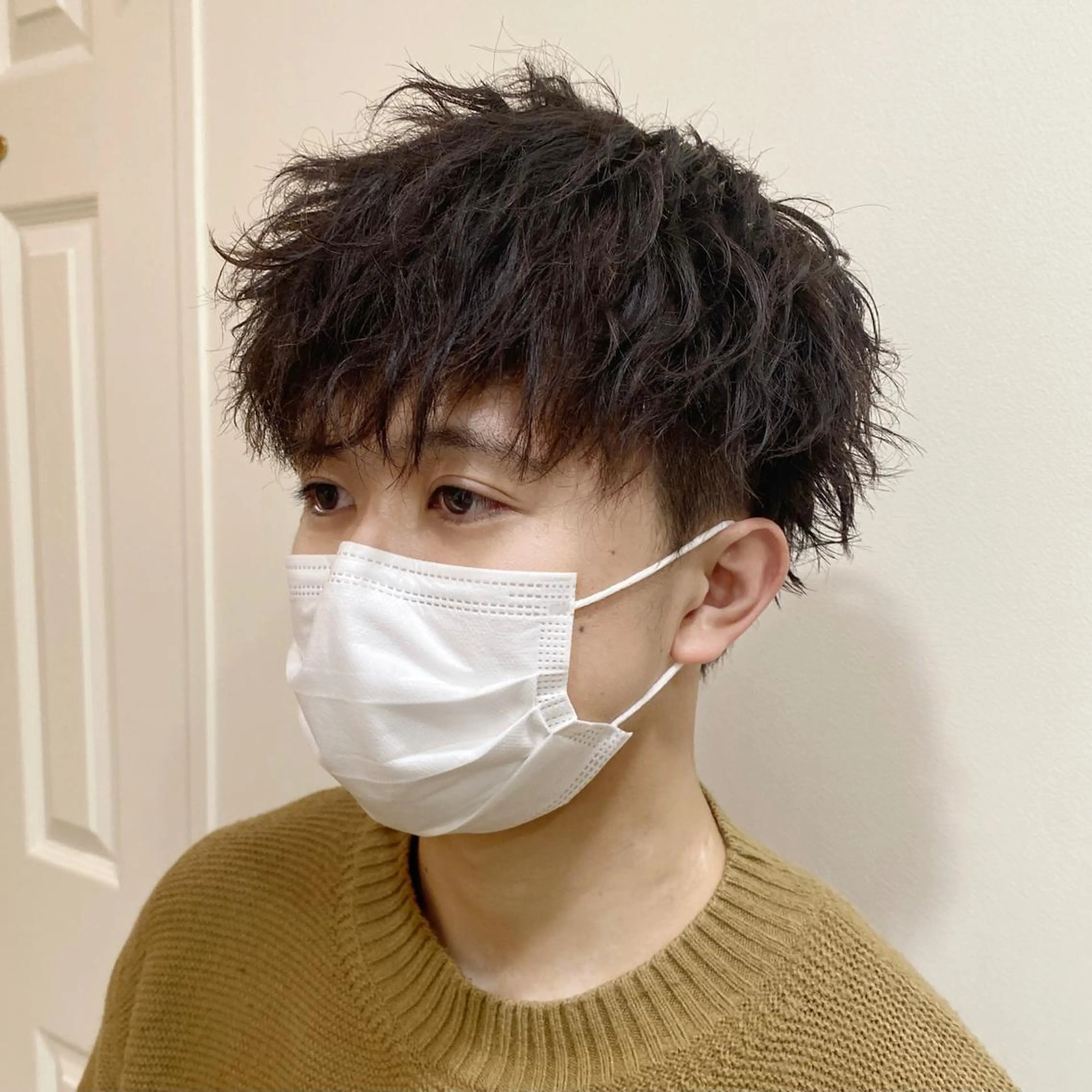 パーマ メンズ メンズパーマ カット パーマ トリートメント salowin渋谷kitaya park前所属・RIKA韓国ヘア/く びれヘア/上品カラーのヘアスタイル