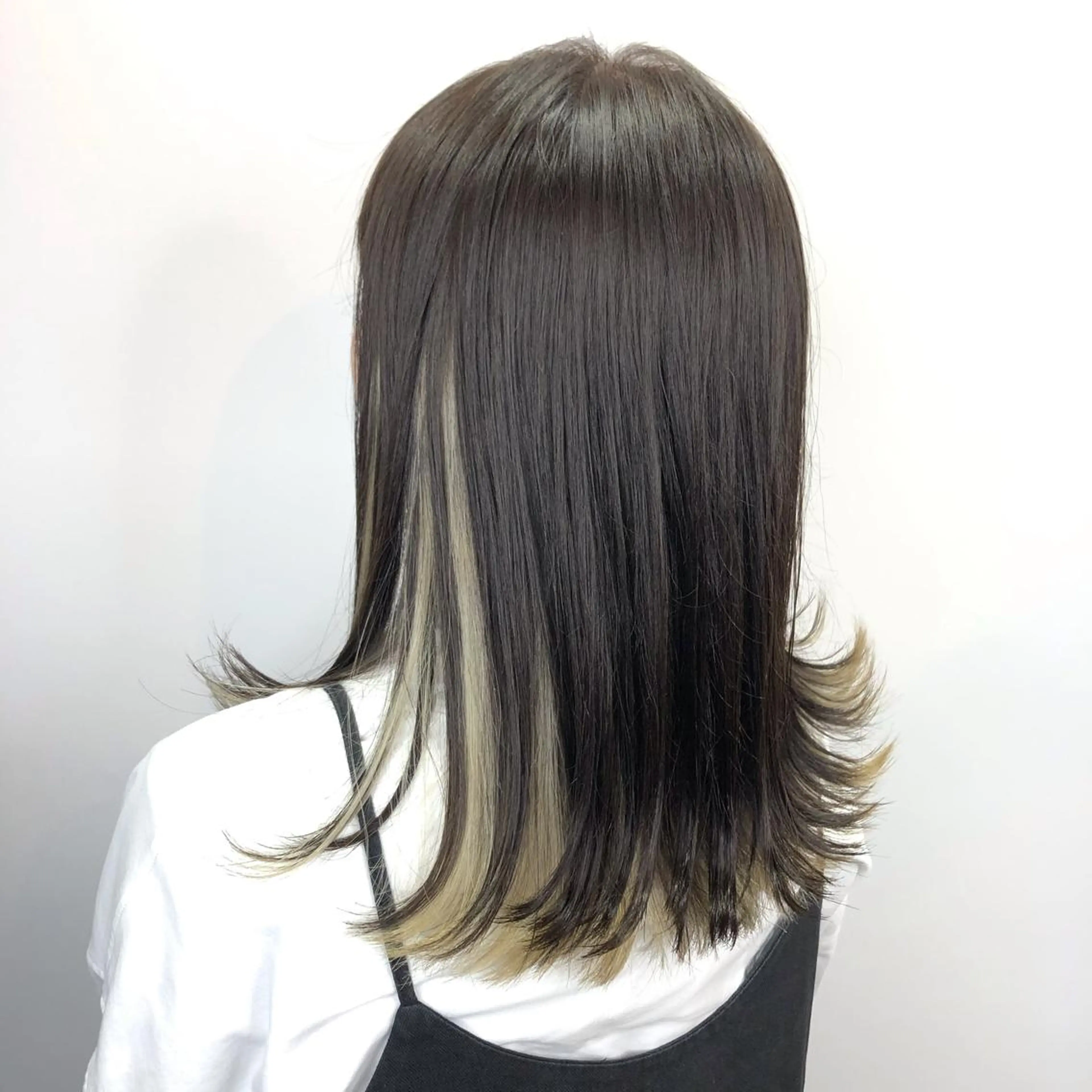 ロング カラー カット ヘアカラー インナーカラー/ ストレート/奥野洸也のヘアスタイル