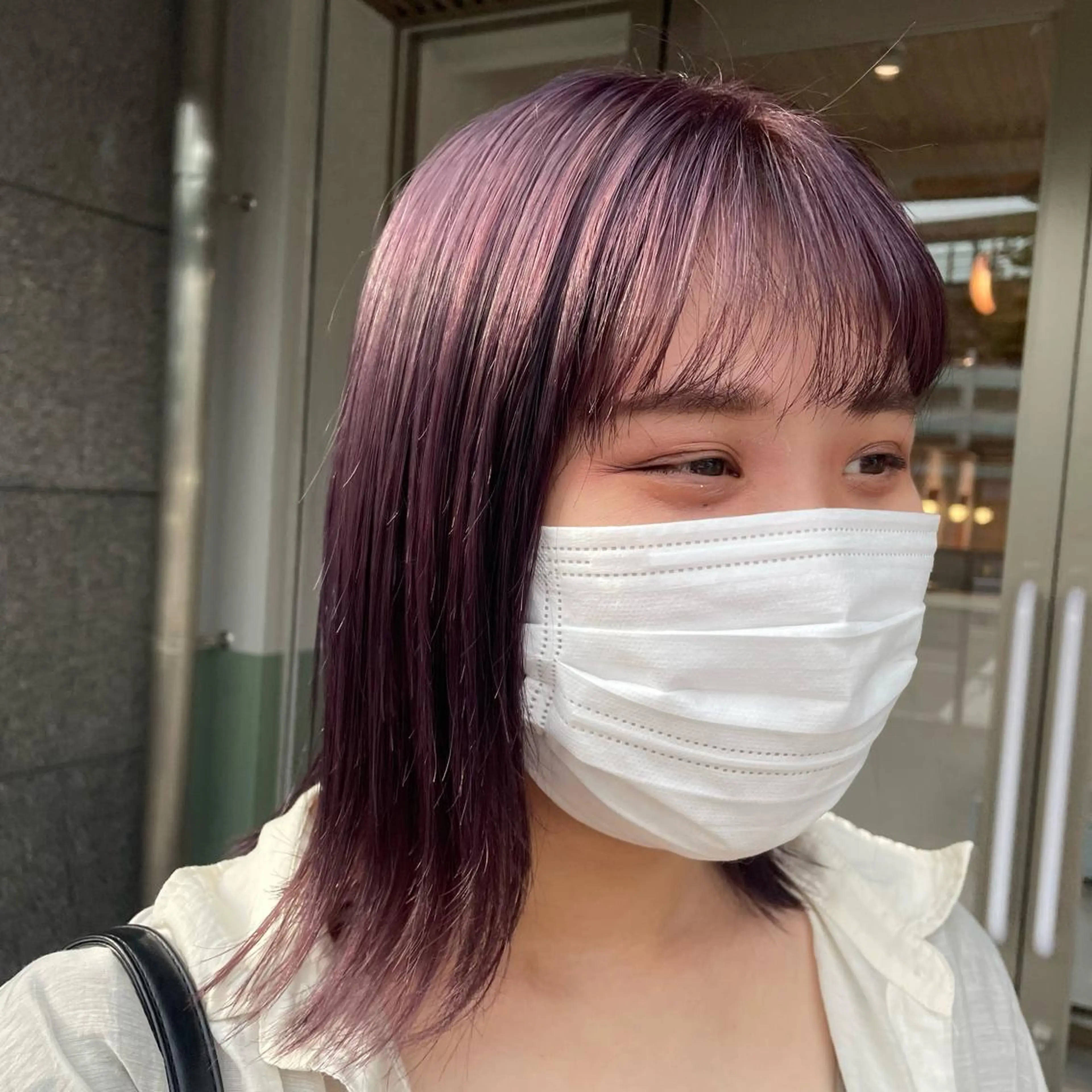 カラー ブリーチ BLANCA　HAIR西尾所属・新納 杏奈のヘアスタイル