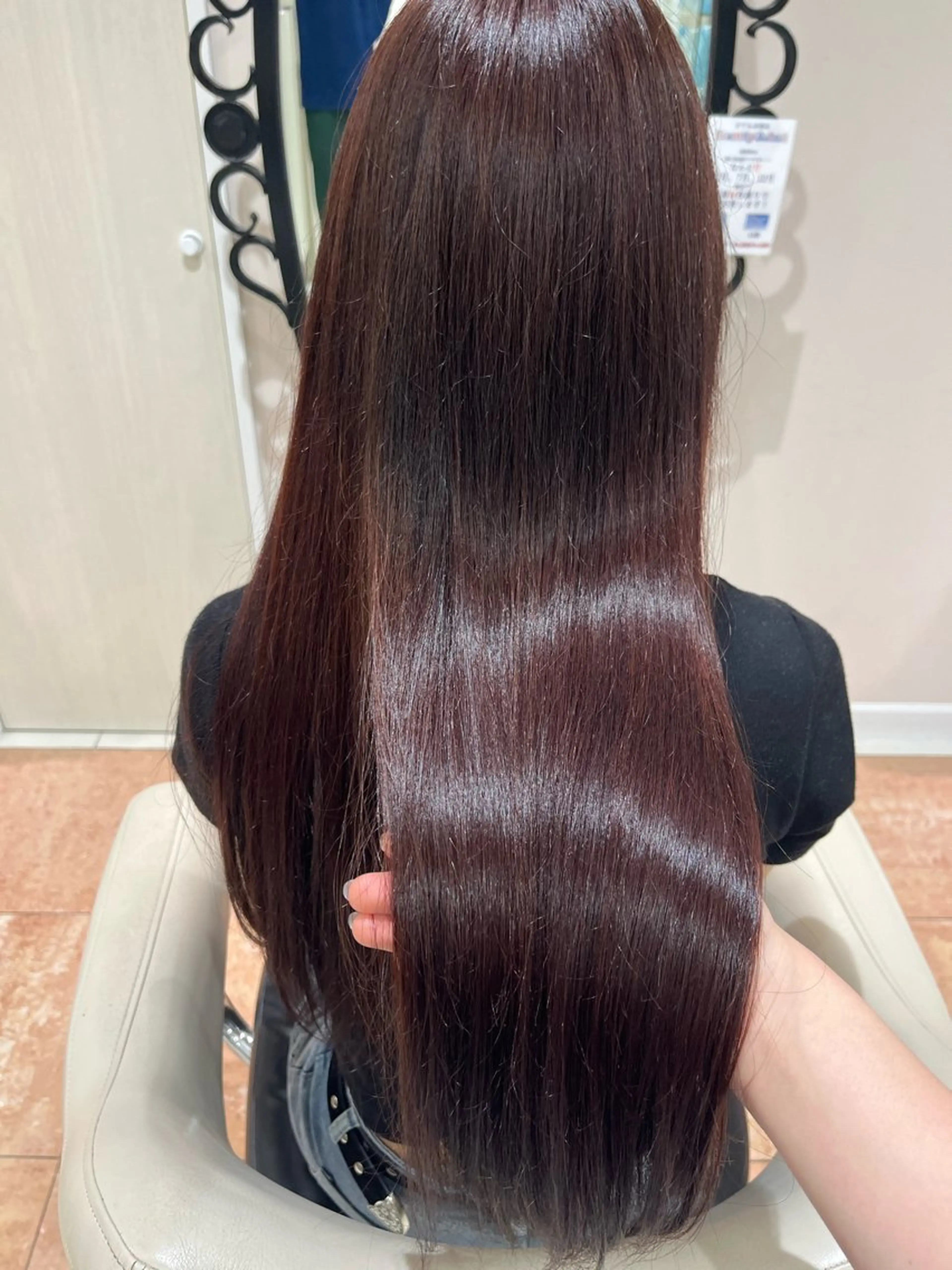 ロング カラー ブラウンカラー 透明感カラー ピンクカラー ピンクブラウン 鵤木 朋香のヘアスタイル