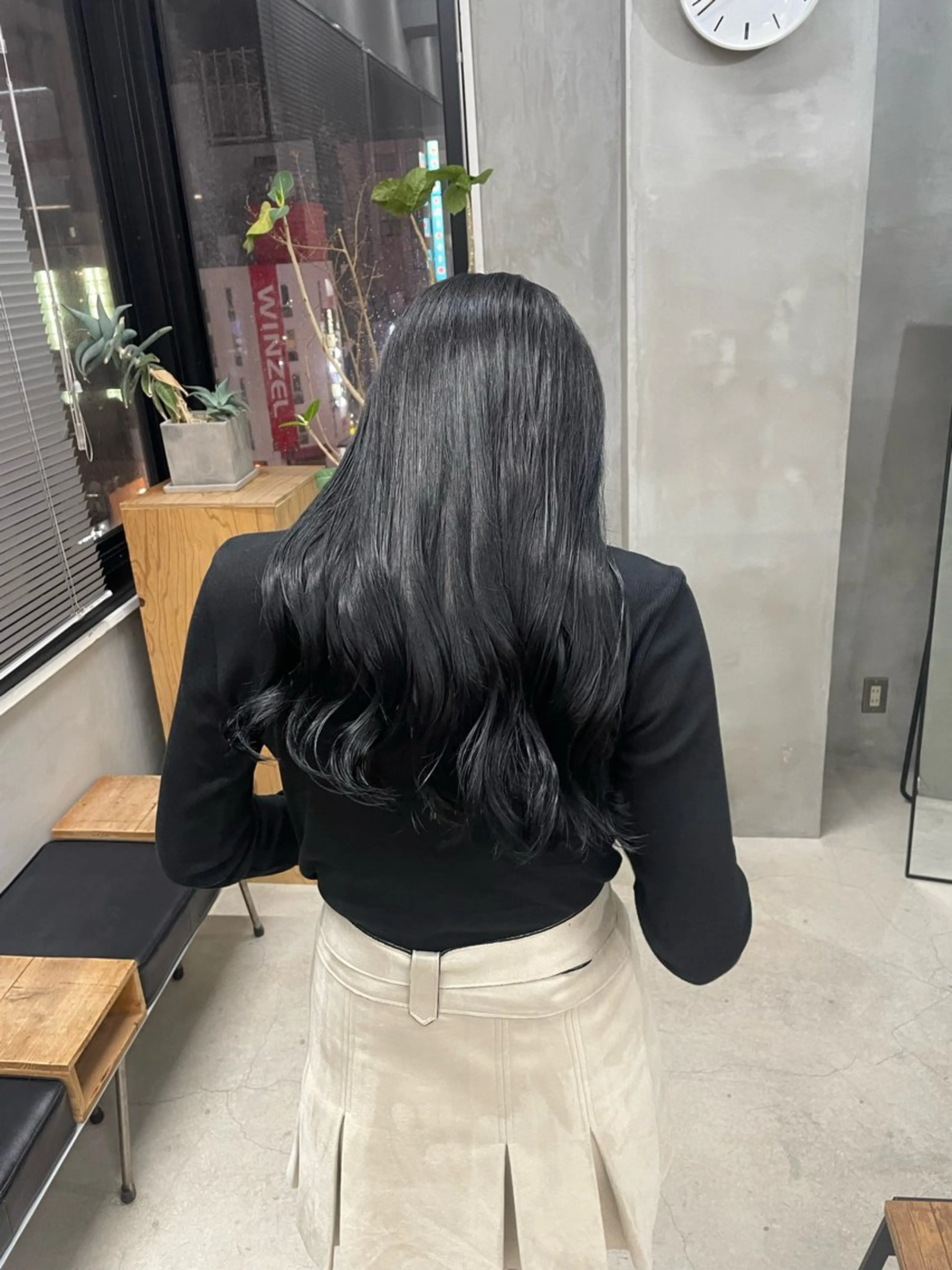 ロング カラー ブルーカラー ブルーグレー 榛葉 夢乃のヘアスタイル