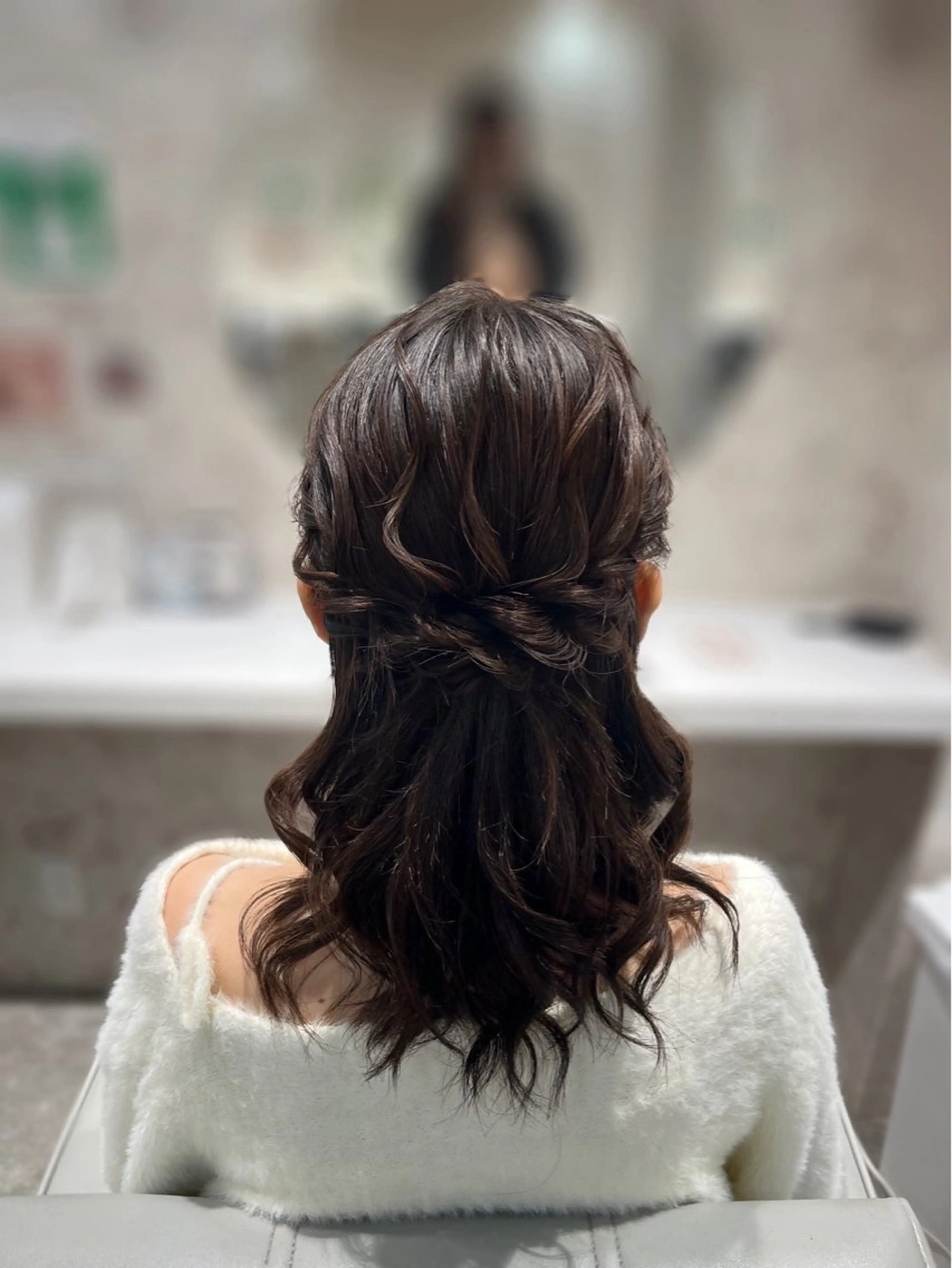 ミディアム ベルグロー🧡 心斎橋スタッフ🦋のヘアスタイル