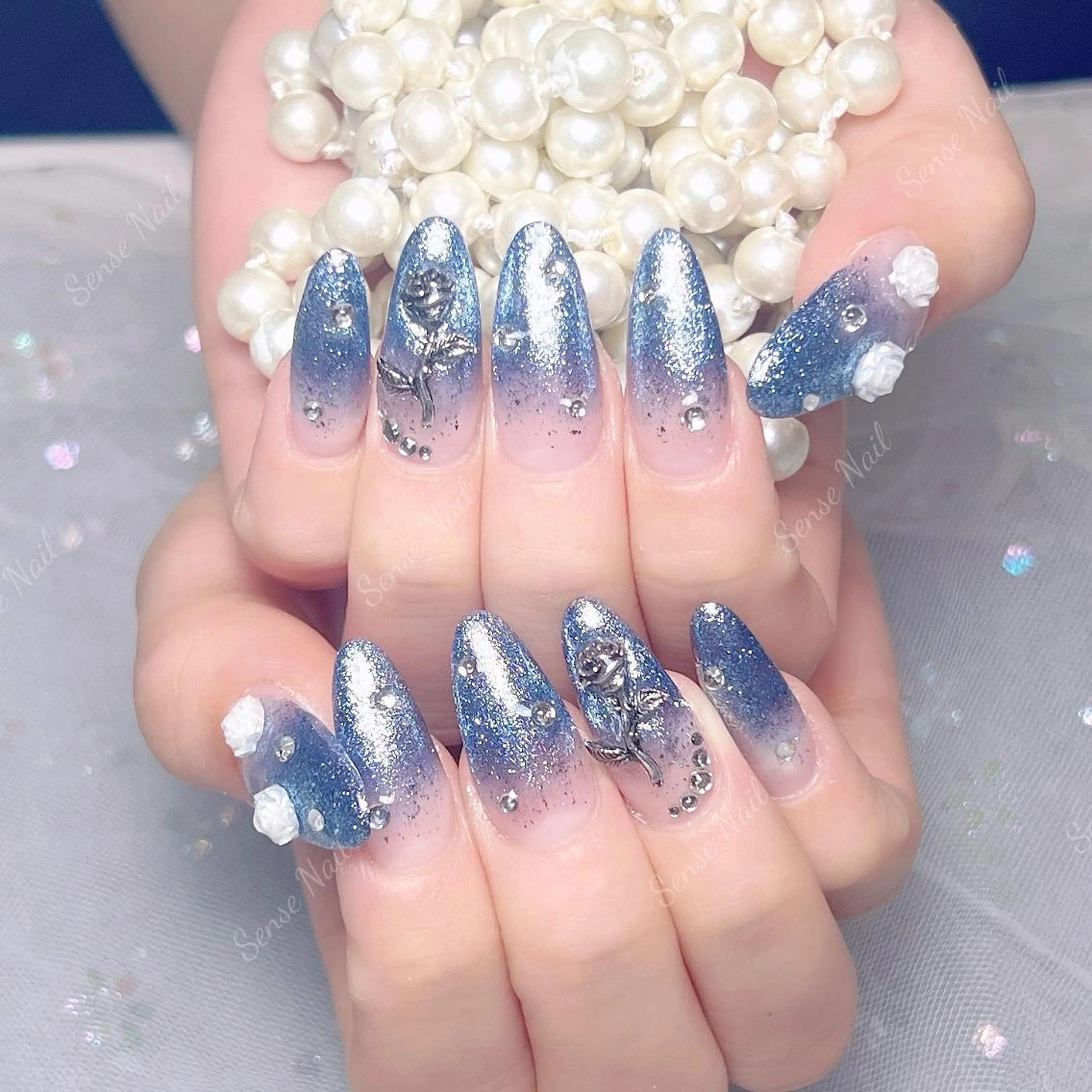 ネイル Kurieitibu 🍬Byu~tīのネイルデザイン