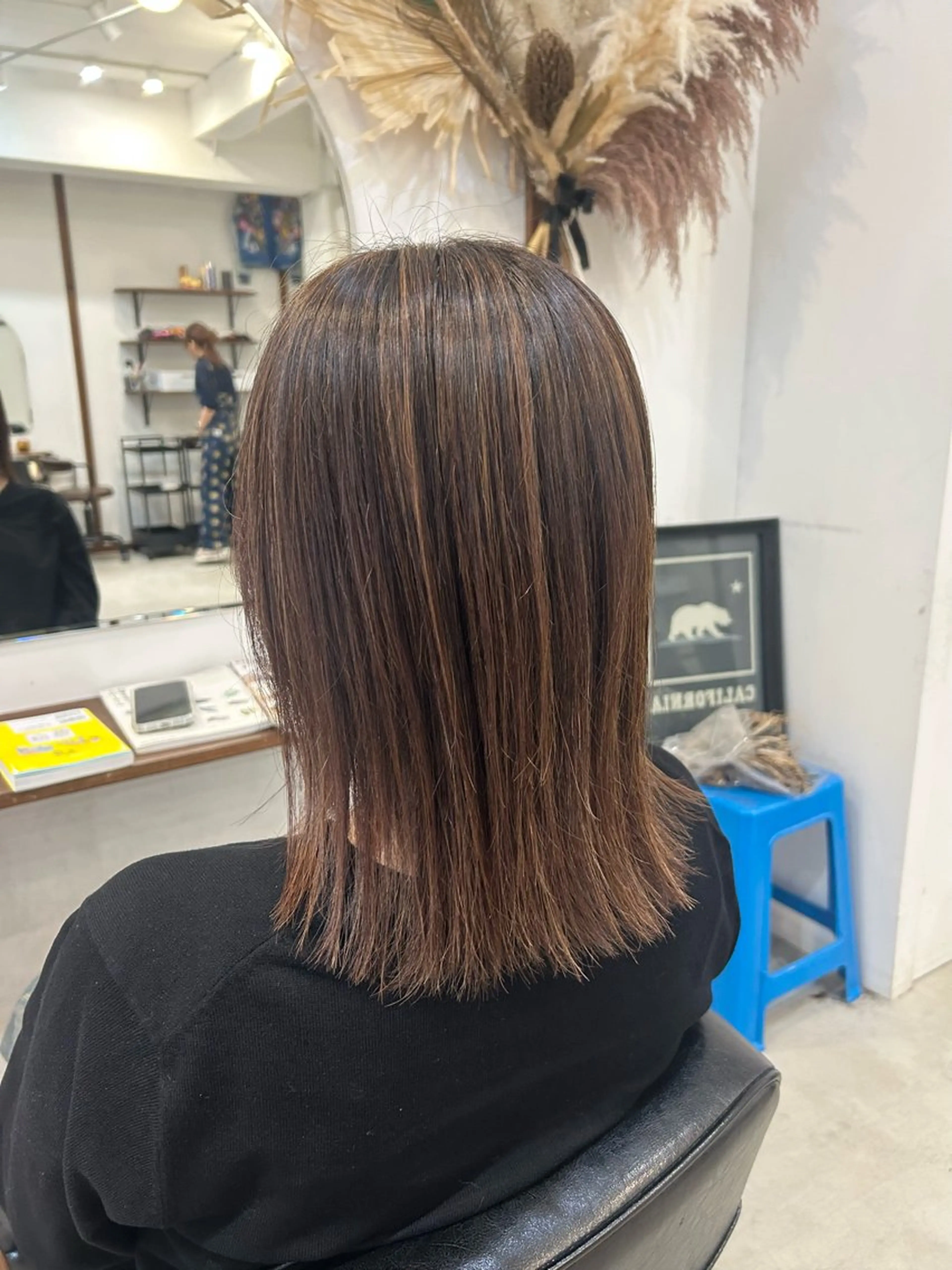 ミディアム カラー ハイライトカラー ハイライト 透明感カラー🪽 mioのヘアスタイル