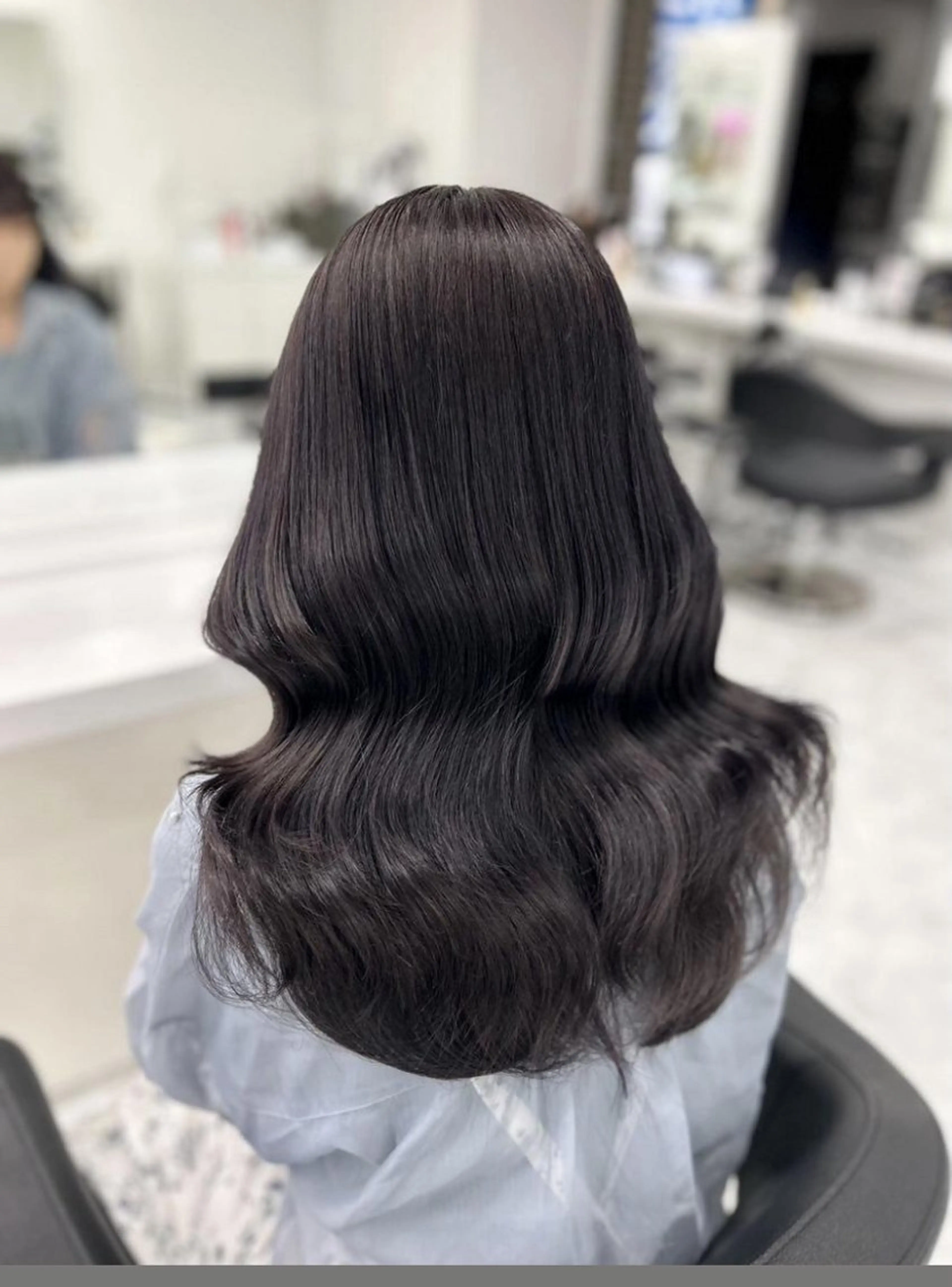 ロング 韓国ヘア/ブリーチ無 しWカラー/オリーブのヘアスタイル