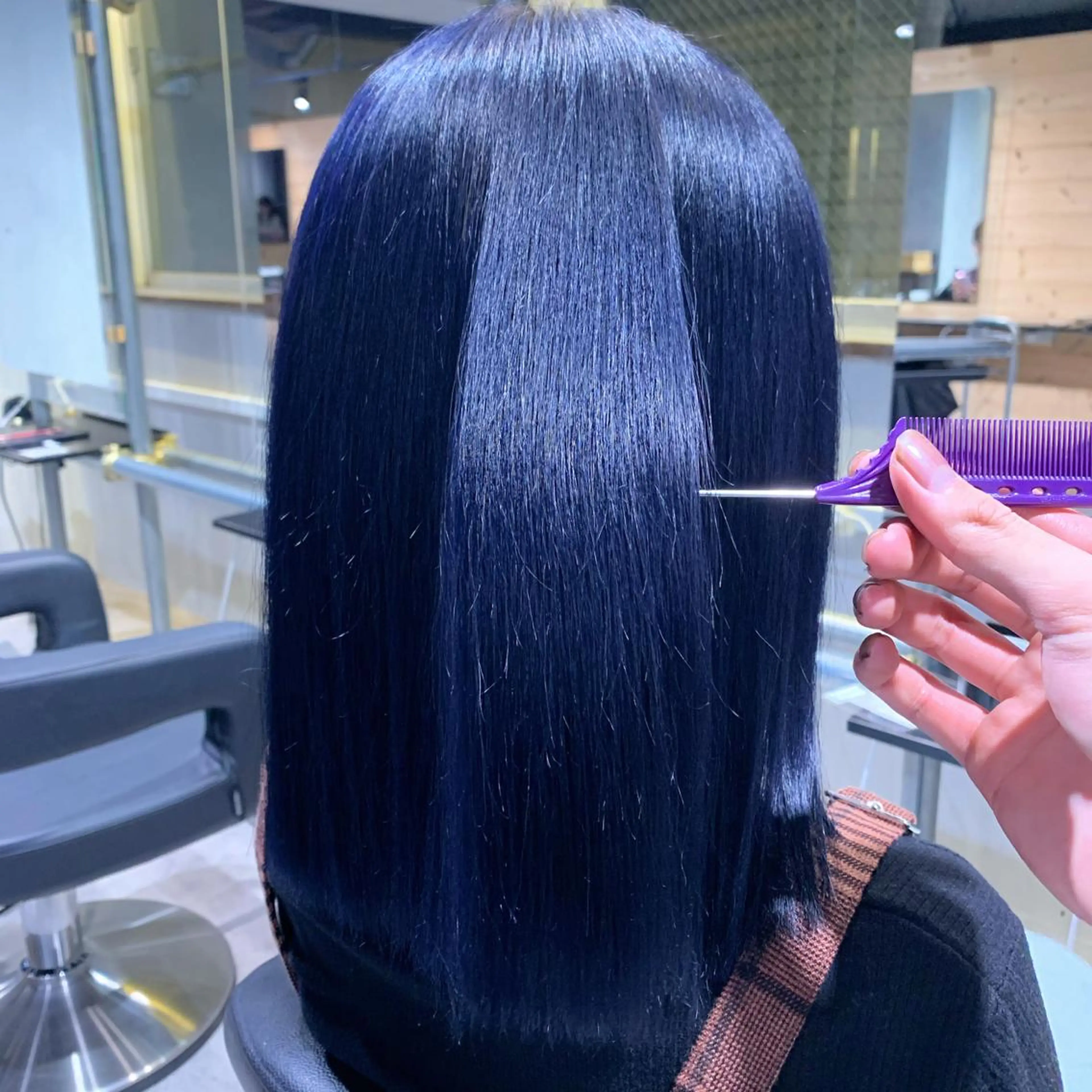 セミロング カラー ヘアカラー トリートメント SALOWIN 札幌大通り店所属・🏆ウルフ/レイヤー 指名No.1山口圭佑のヘアスタイル