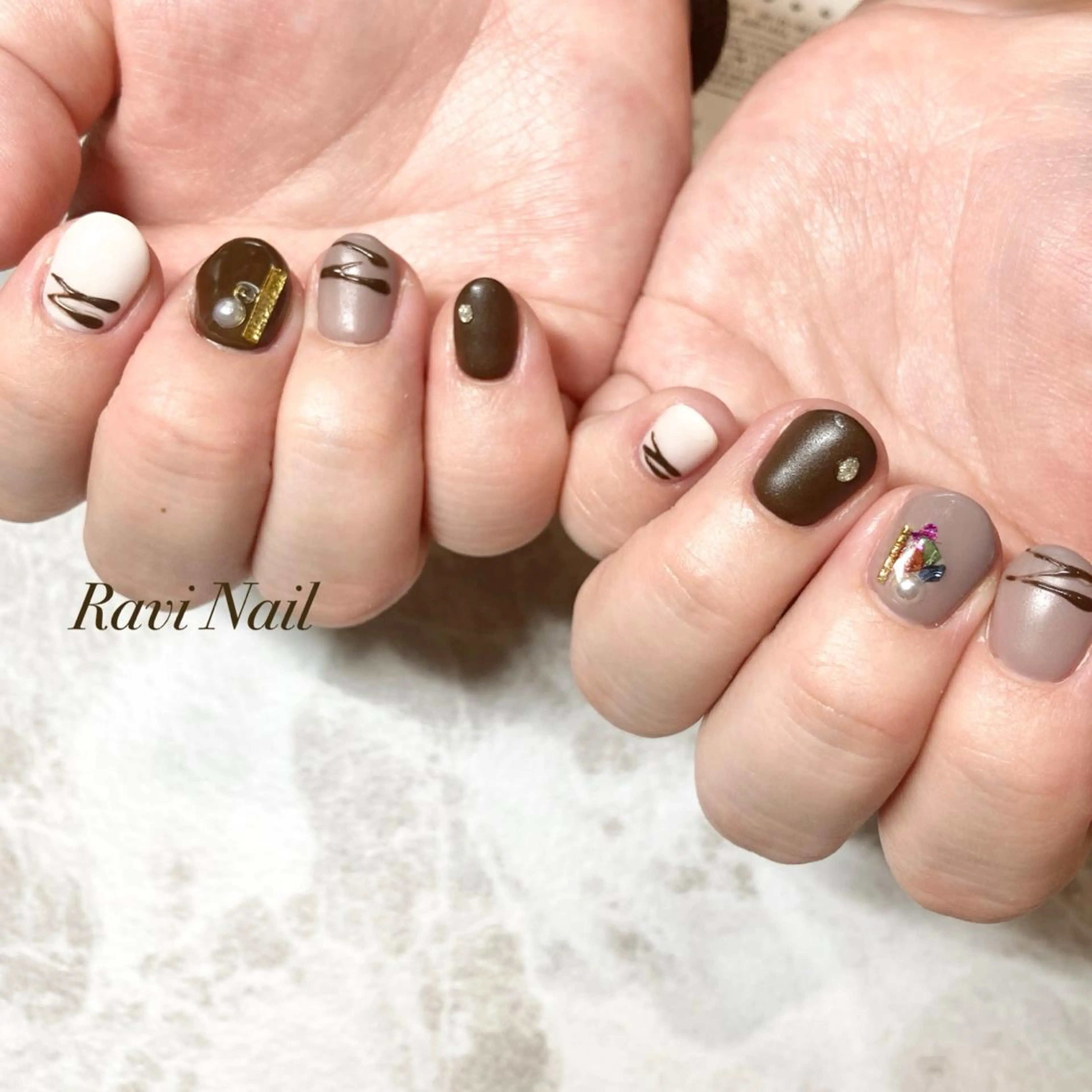 ネイル バレンタイン ハンドネイル U. Minakoのネイルデザイン