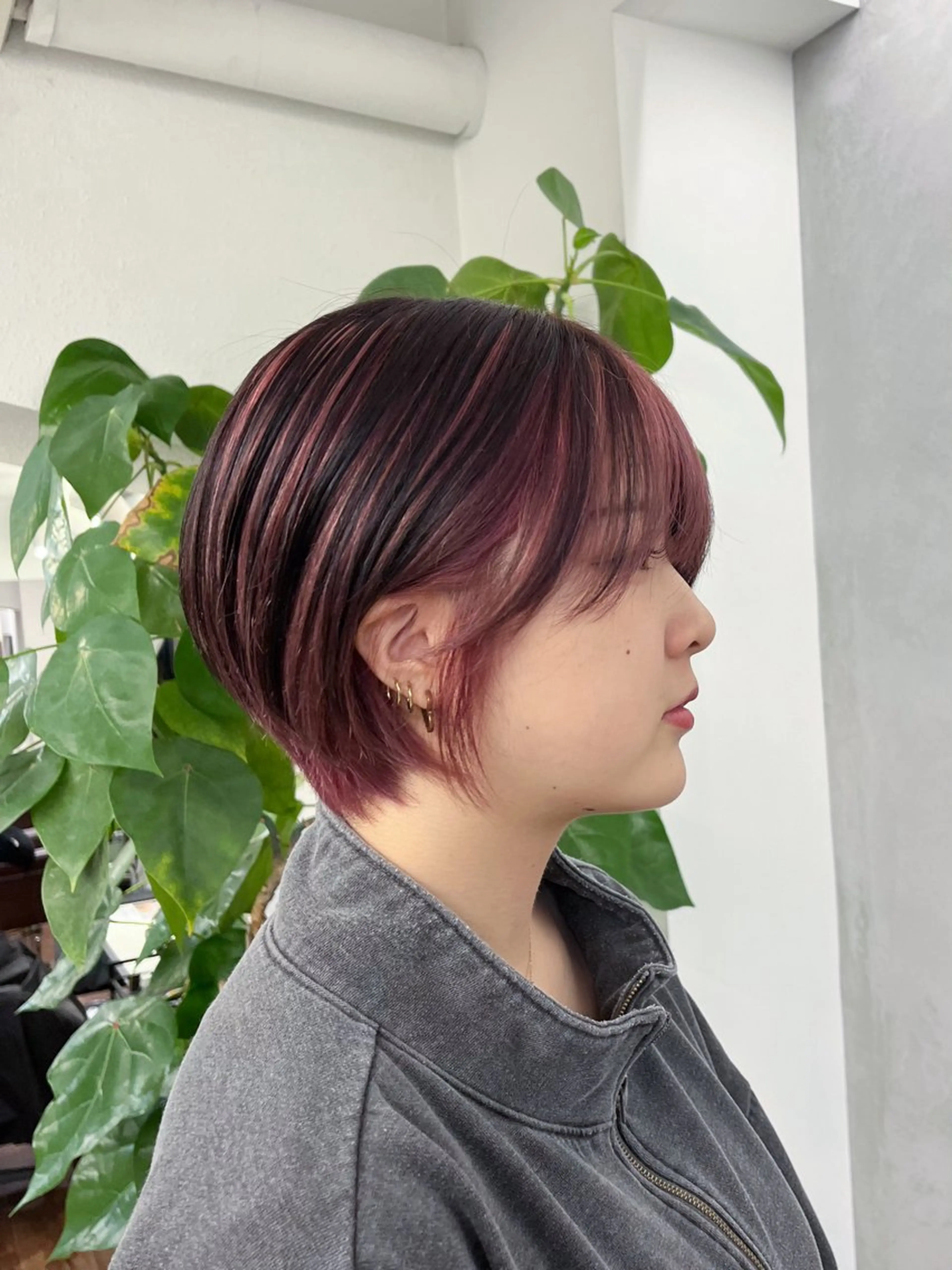 ショート カラー ブリーチ ケアブリーチ デザインカラー インナーカラー ピンクカラー invitation   栄所属・suzu invitationのヘアスタイル