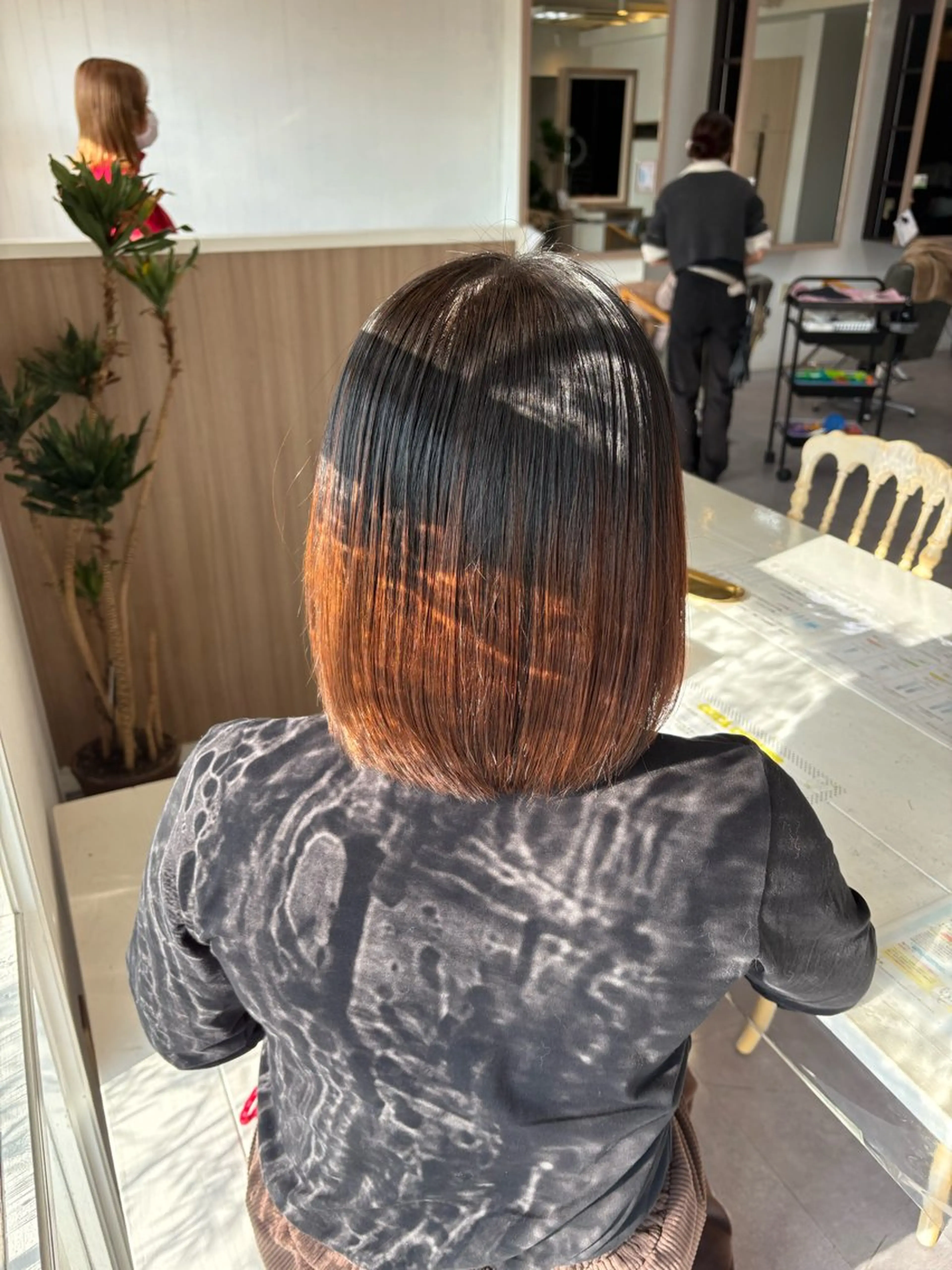 ミディアム 高橋 真歩のヘアスタイル