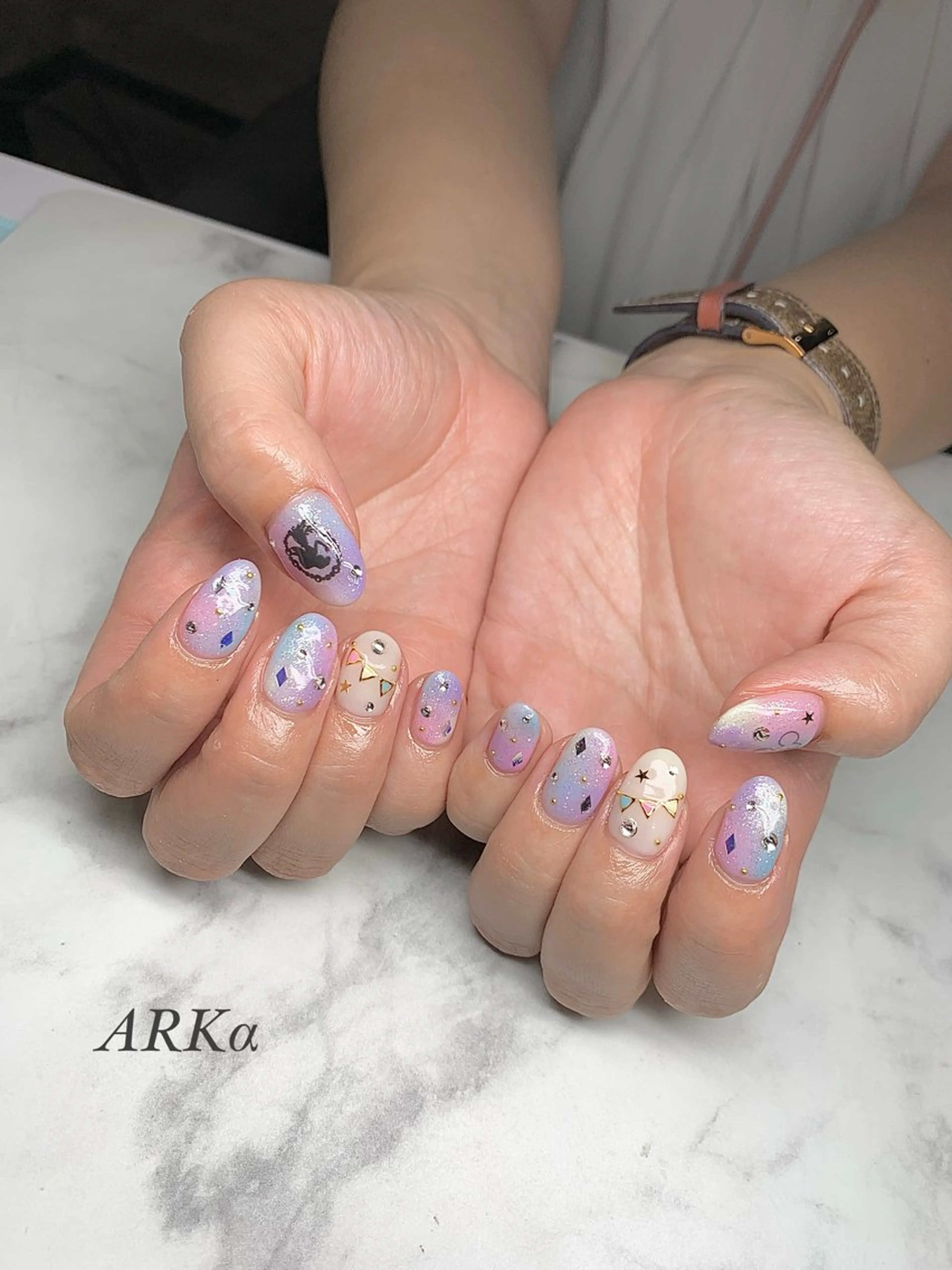 ネイル ハンドネイル ARKα SHIORIのネイルデザイン
