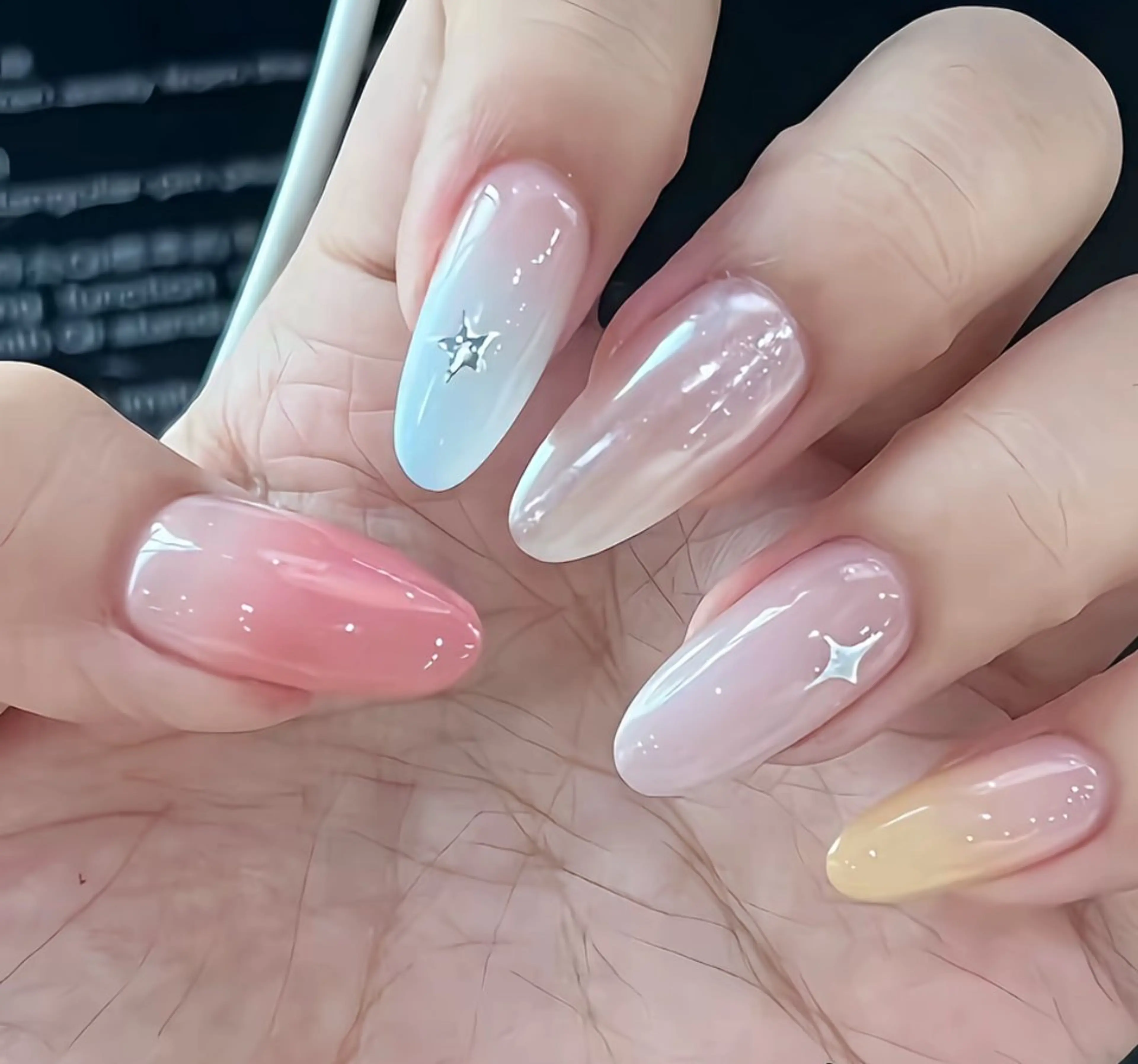 ネイル チークネイル フレンチネイル グラデーション 韓国ネイル マグネットネイル ハンドネイル Hana nail所属・Hana Nailのネイルデザイン