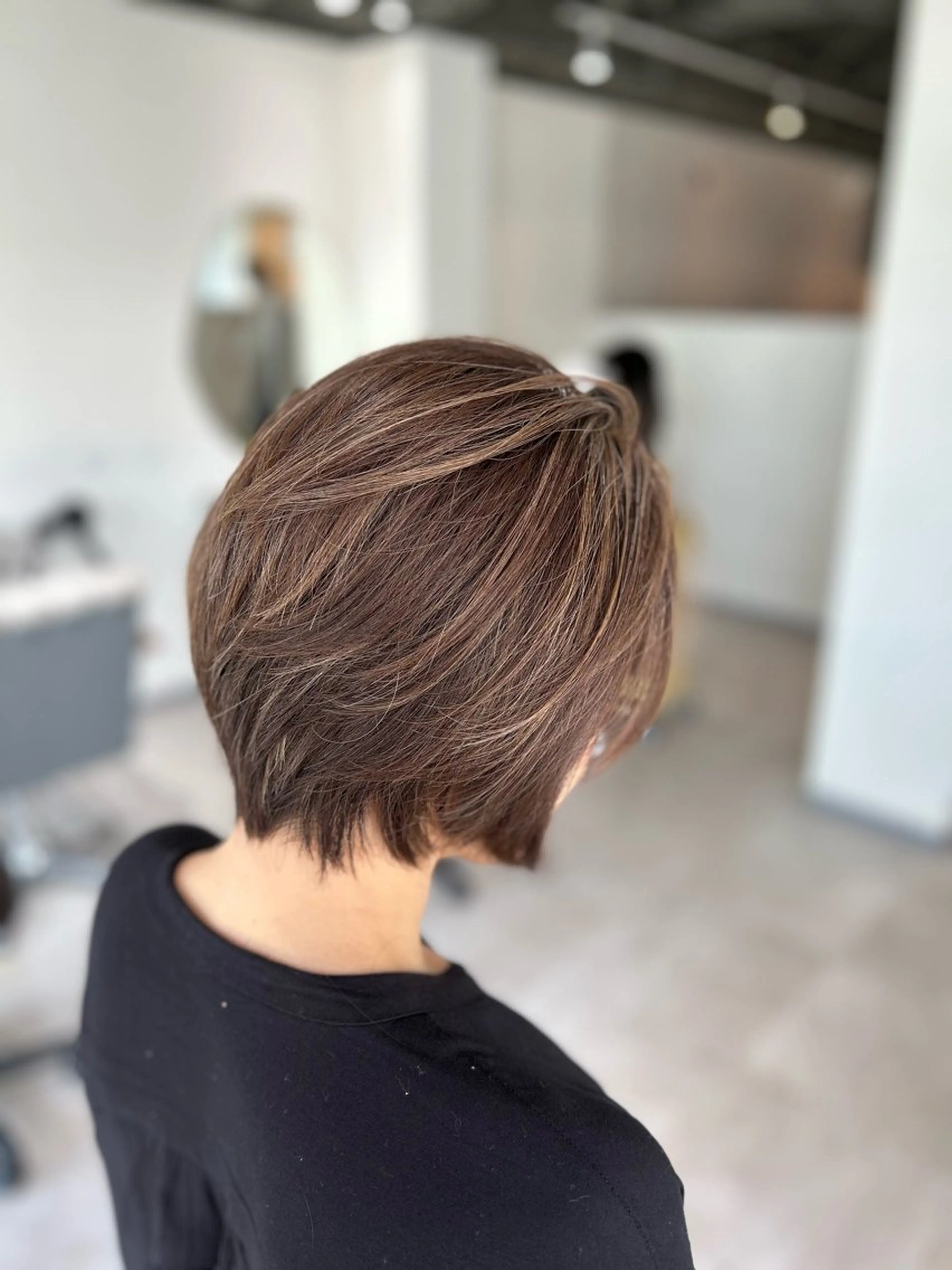 ショート カラー カット ヘアカラー トリートメント 白髪ぼかしハイライト 柳川拓哉のヘアスタイル
