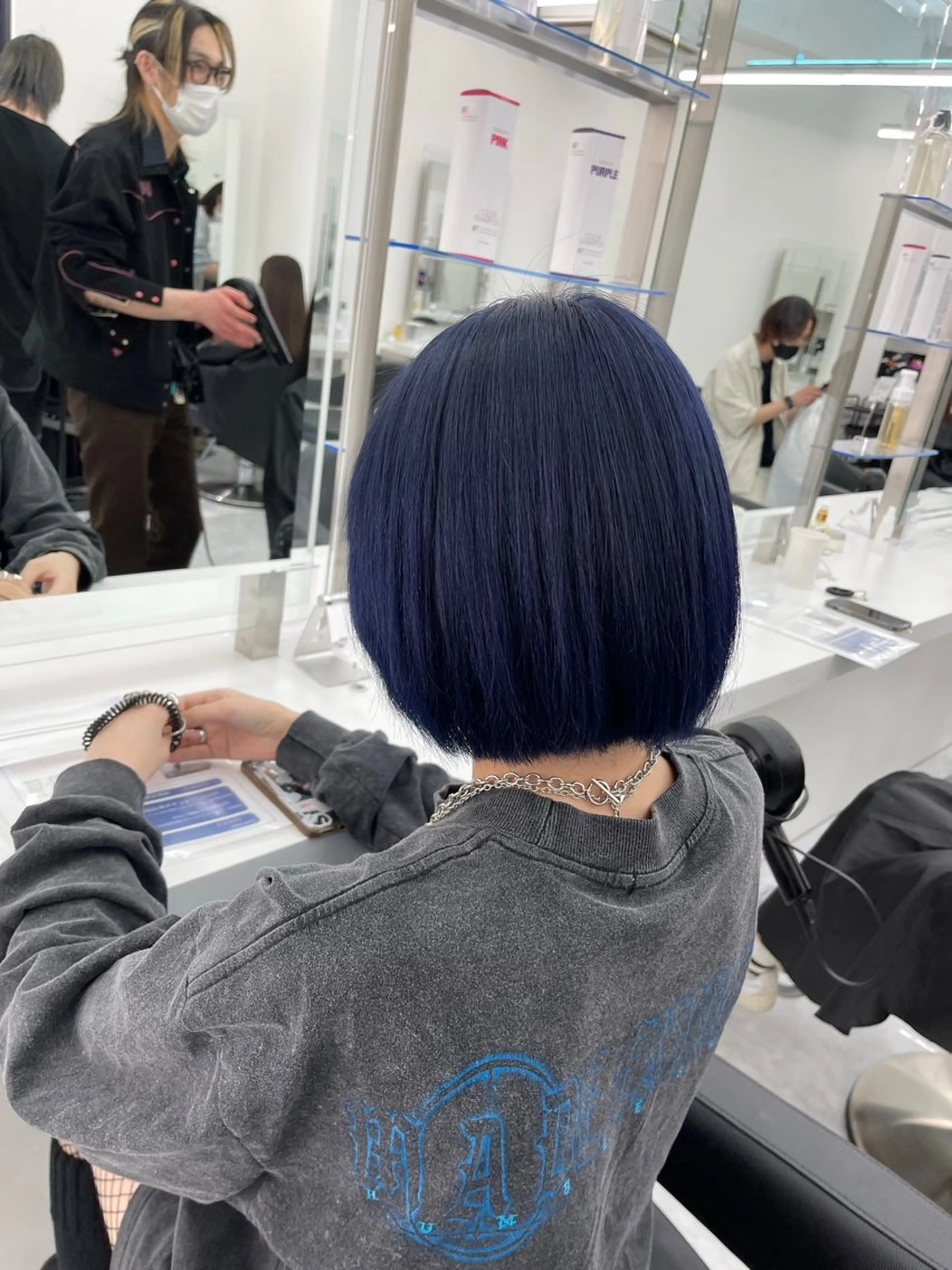 ショート カラー 艶髪ハイトーン🫧 Kurehaのヘアスタイル