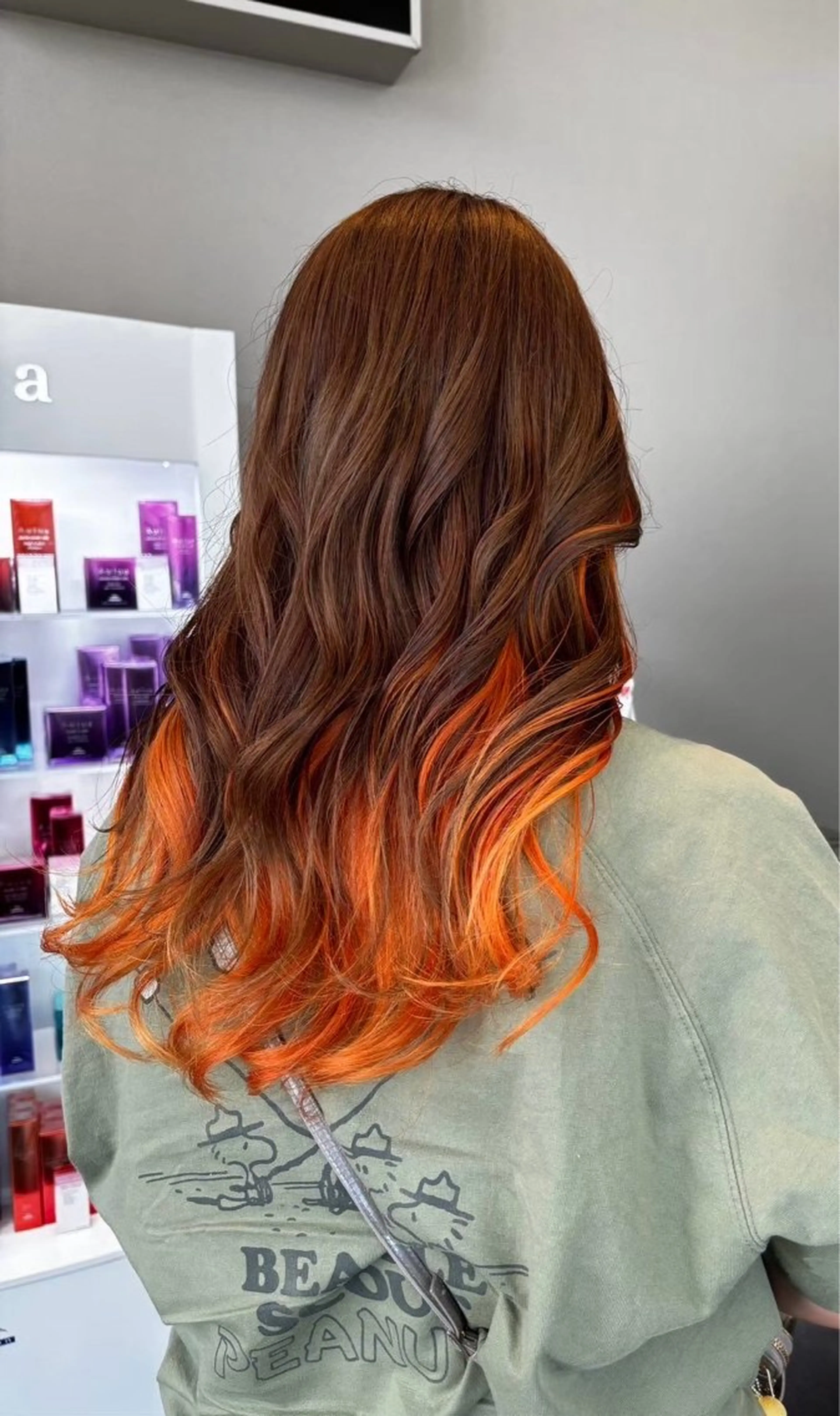 ロング カラー 中西愛莉 ミミトモリトのヘアスタイル